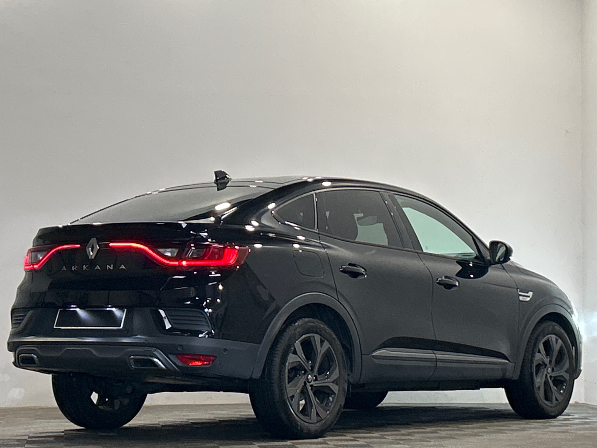 RENAULT ARKANA mild hybrid 140 EDC FAP - 22 R.S. Line