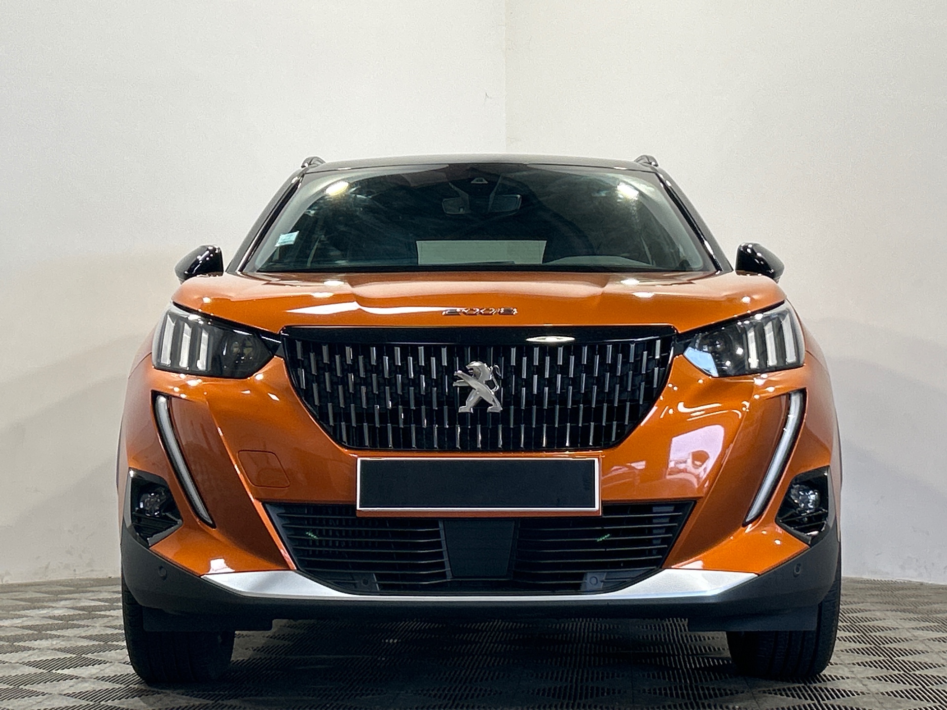 PEUGEOT 2008 GT 1.2 130 PURETECH EAT8