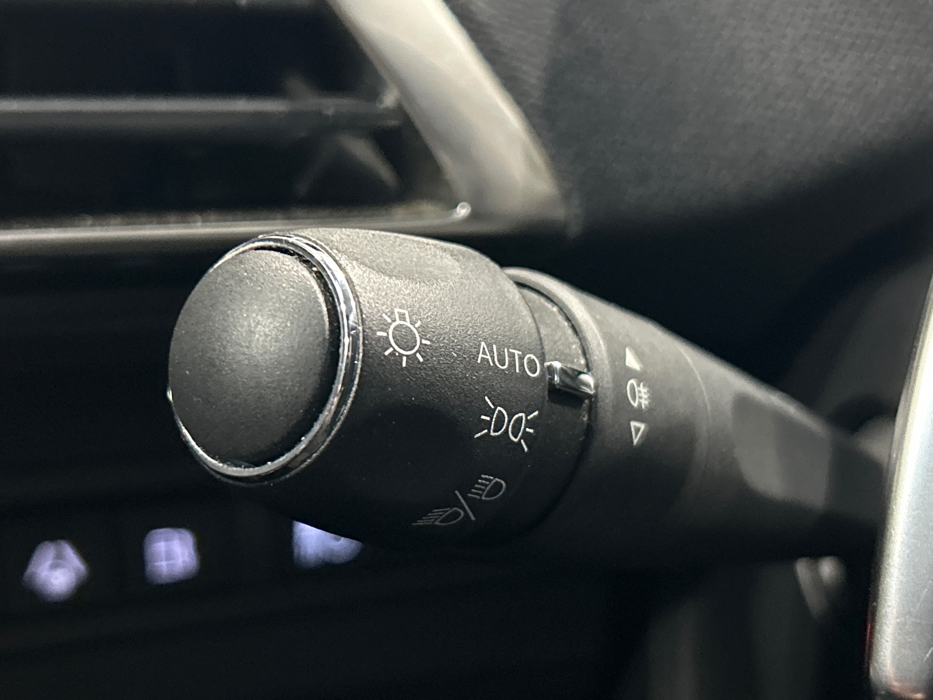 PEUGEOT 3008 ALLUREPK PLUG-IN HYB180 E-EAT8
