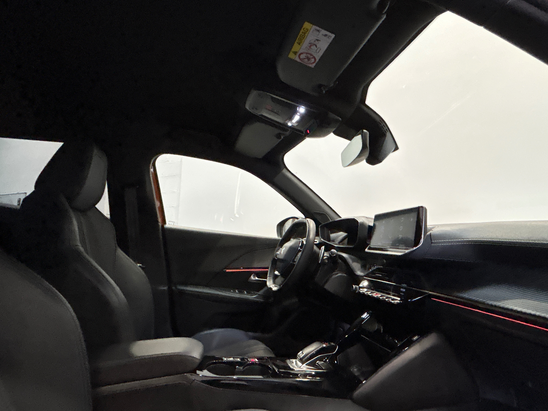 PEUGEOT 2008 GT 1.2 130 PURETECH EAT8