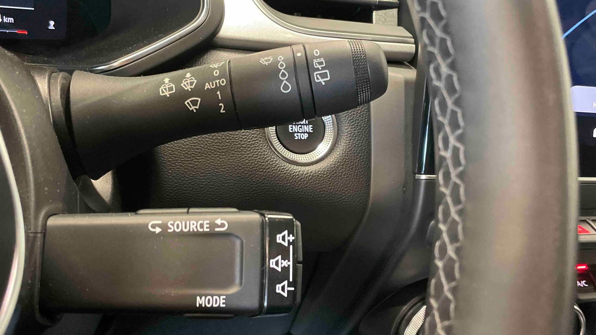 RENAULT CAPTUR TCe 90 Techno