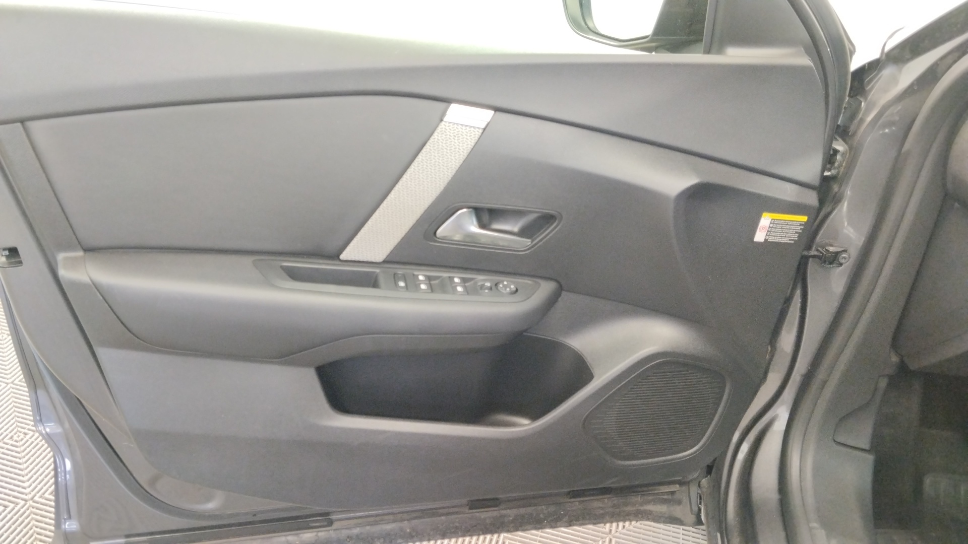CITROEN C4 PURETECH 130CH.BVM PLUS