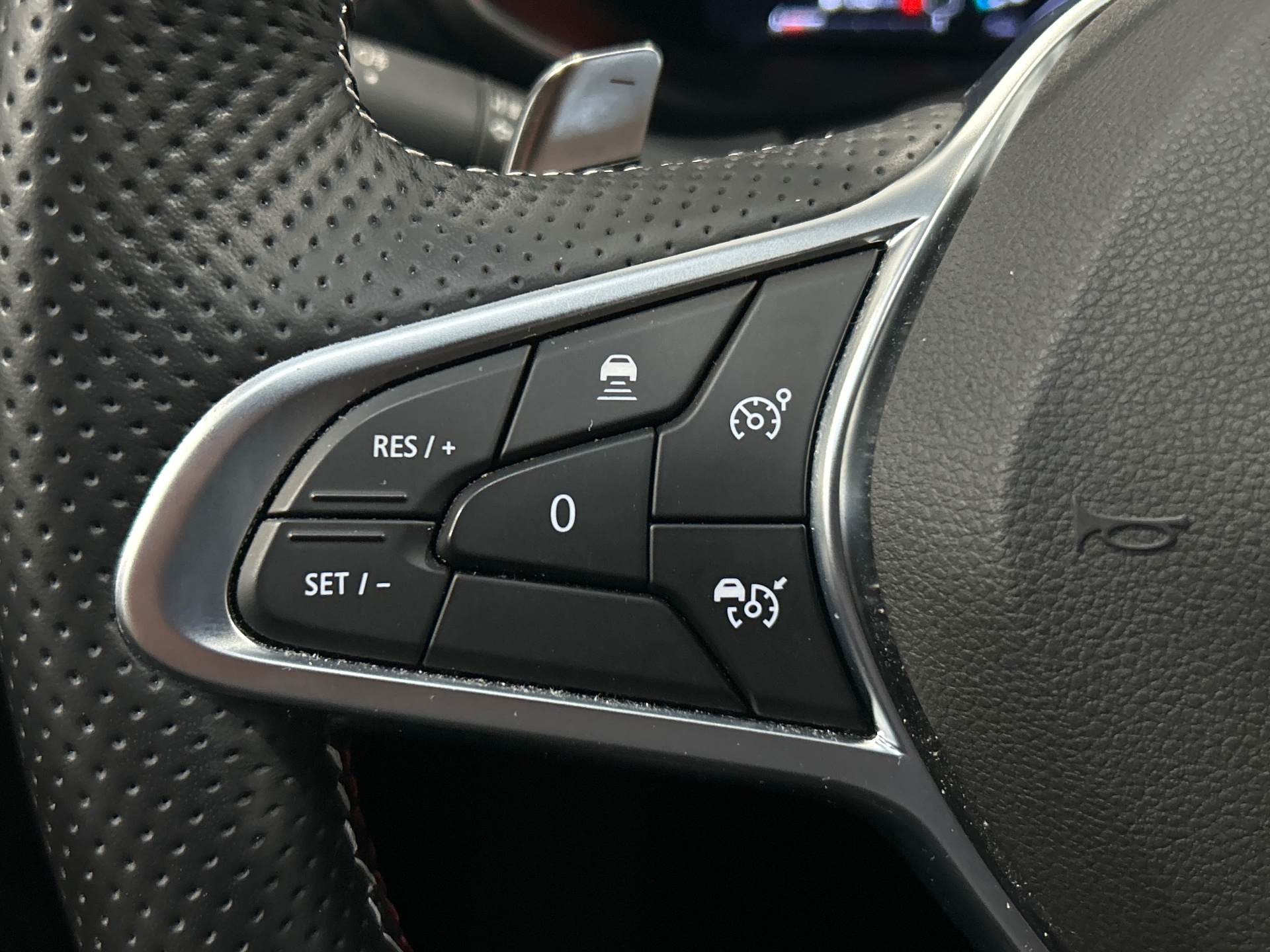 RENAULT ARKANA mild hybrid 140 EDC FAP - 22 R.S. Line