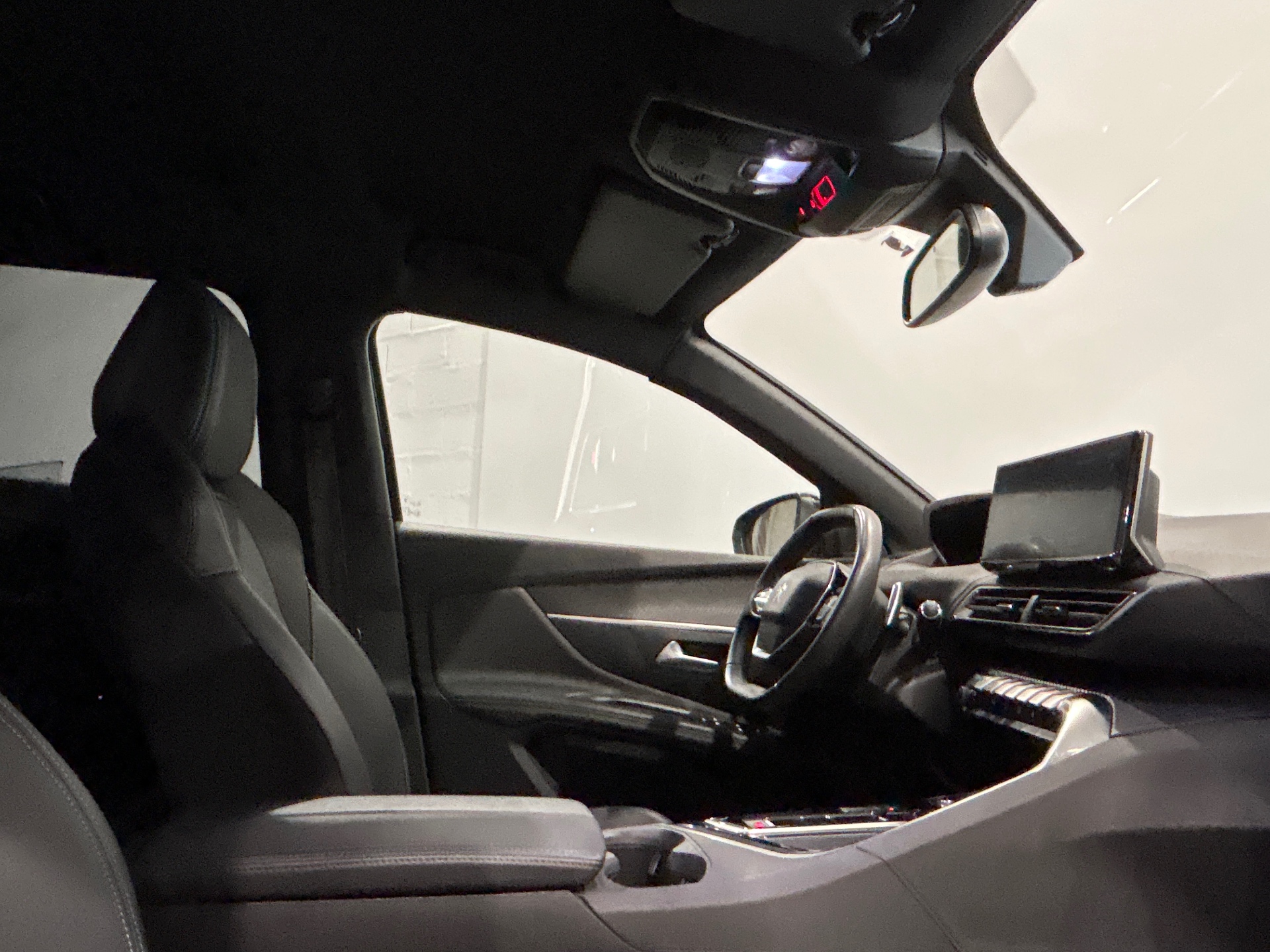 PEUGEOT 3008 ALLUREPK PLUG-IN HYB180 E-EAT8