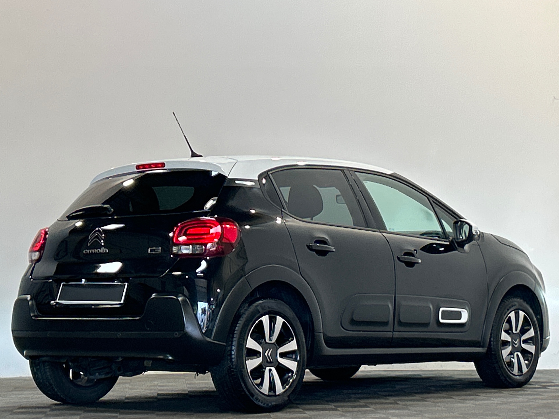 CITROEN C3 PT83 S&S BVM SHINE