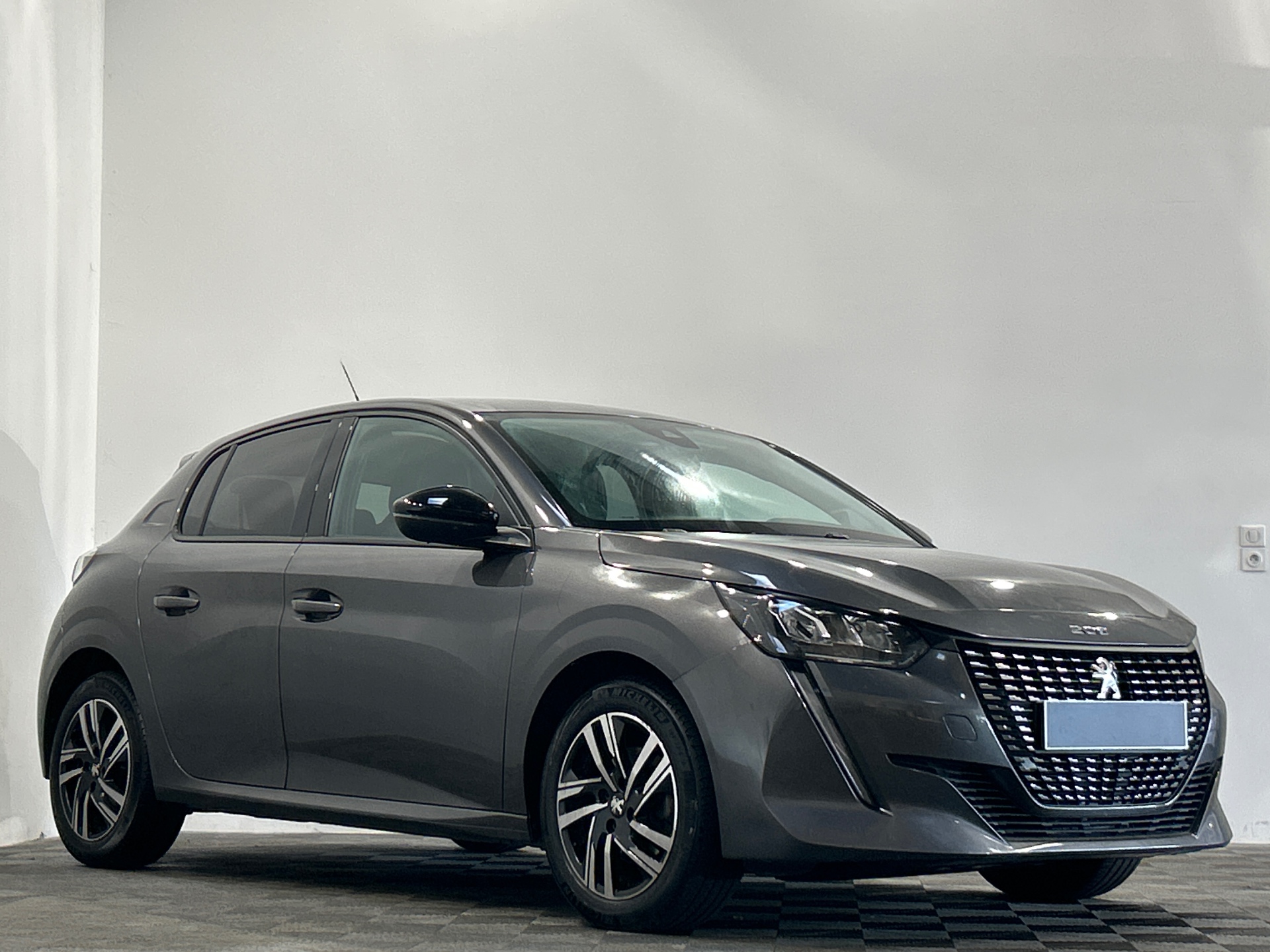 PEUGEOT 208 ALL PT100 BVM