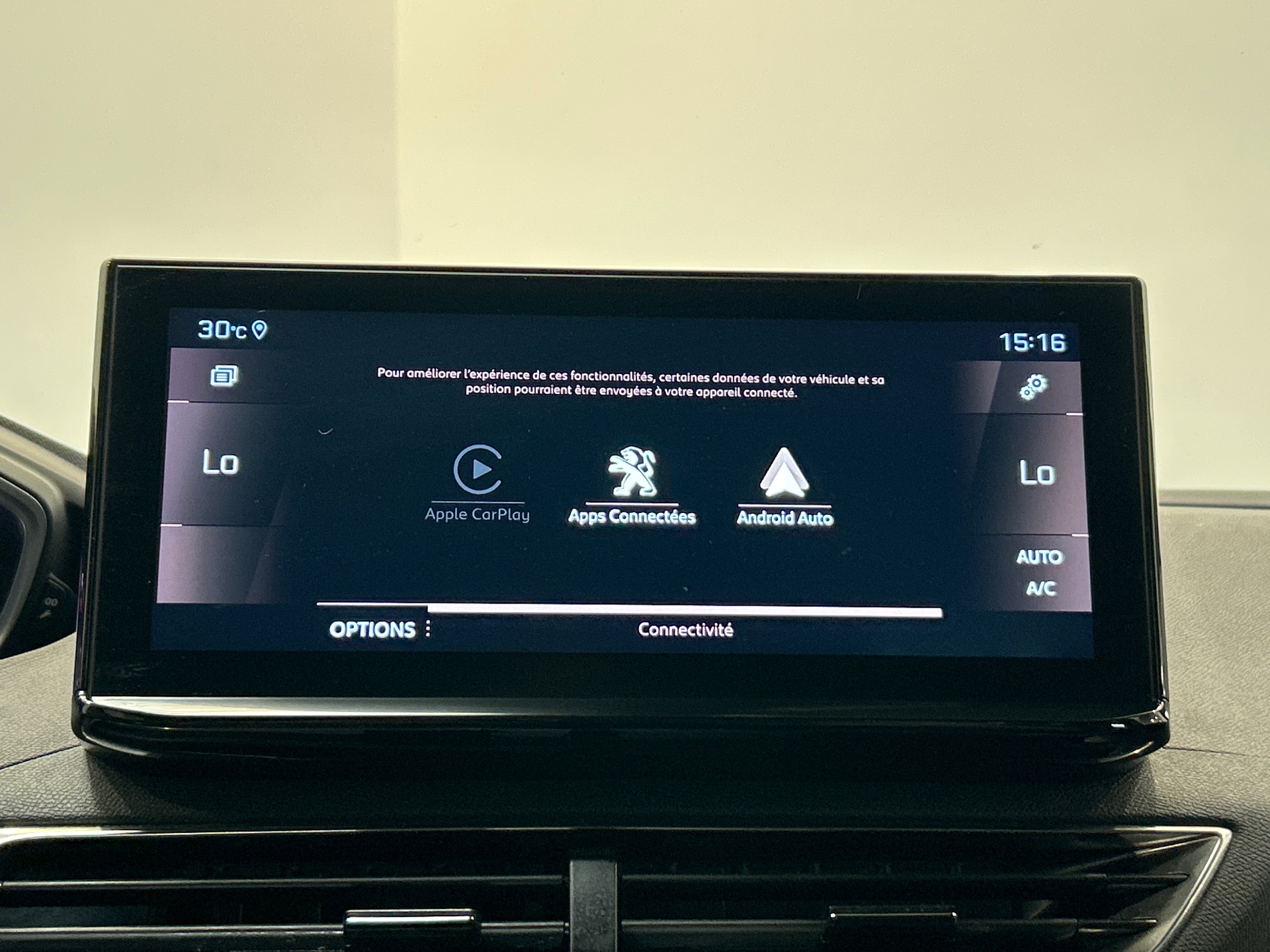 PEUGEOT 3008 Hybrid 136 e-DCS6 GT