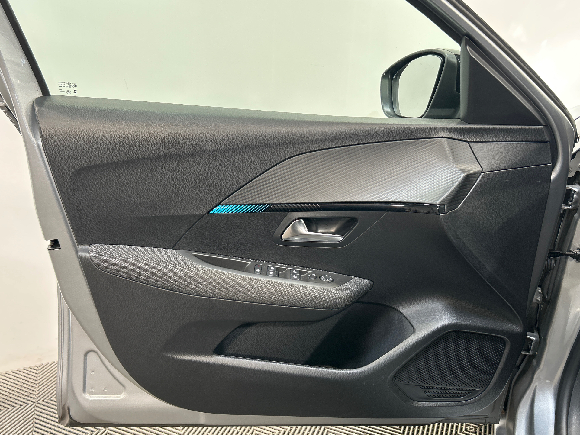 PEUGEOT 208 STYLE PURETECH 75 S&S BVM5
