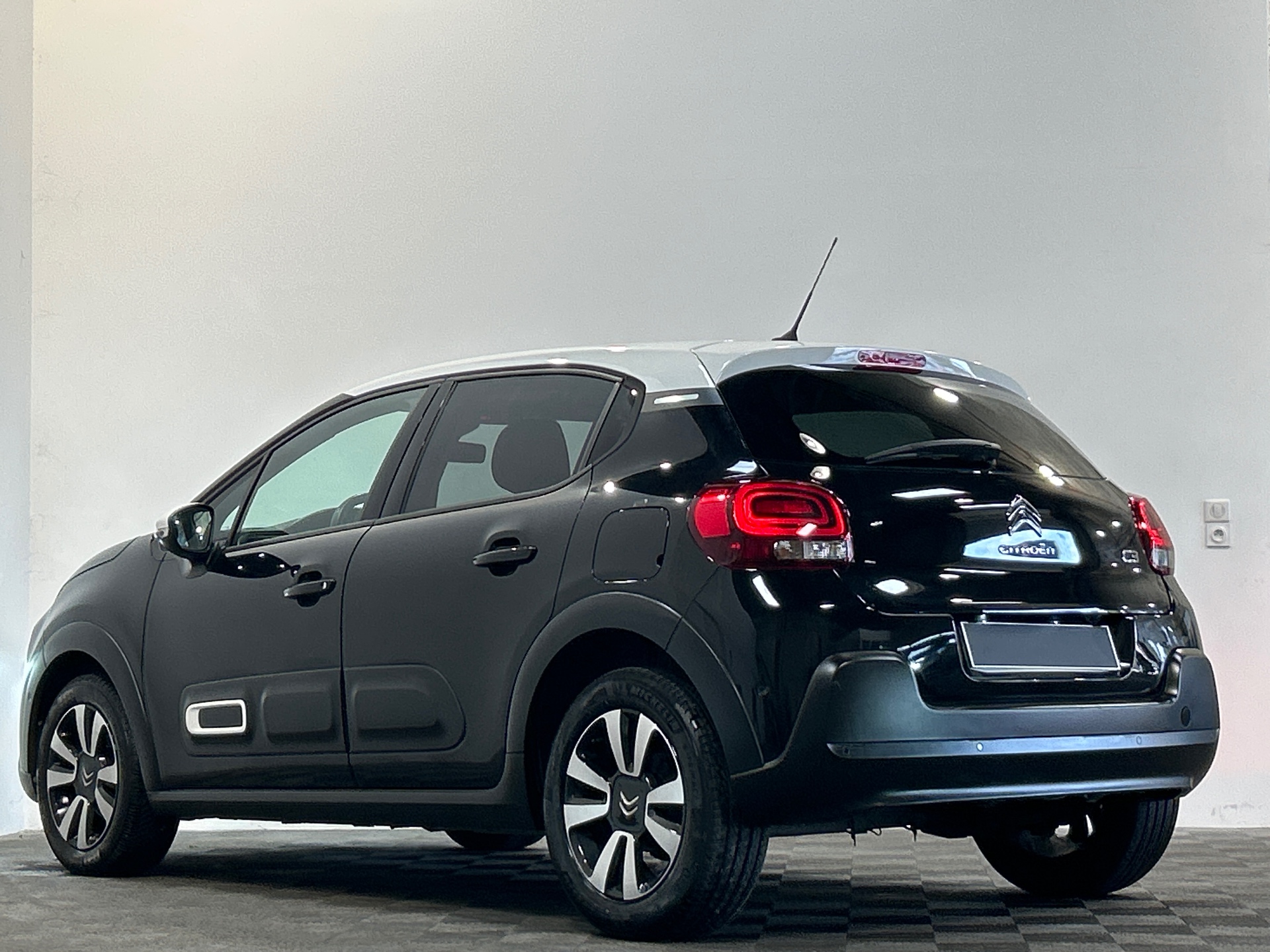 CITROEN C3 PT83 S&S BVM SHINE