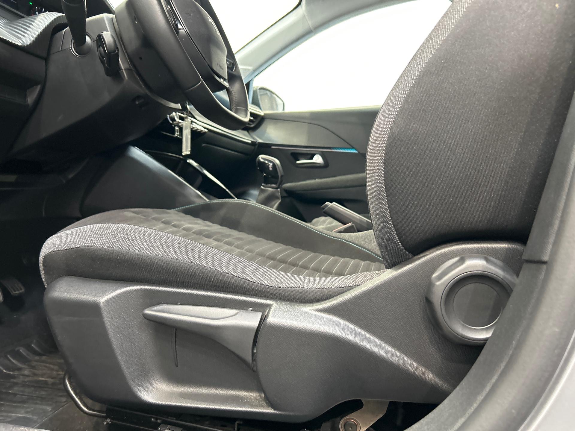 PEUGEOT 208 STYLE PURETECH 75 S&S BVM5
