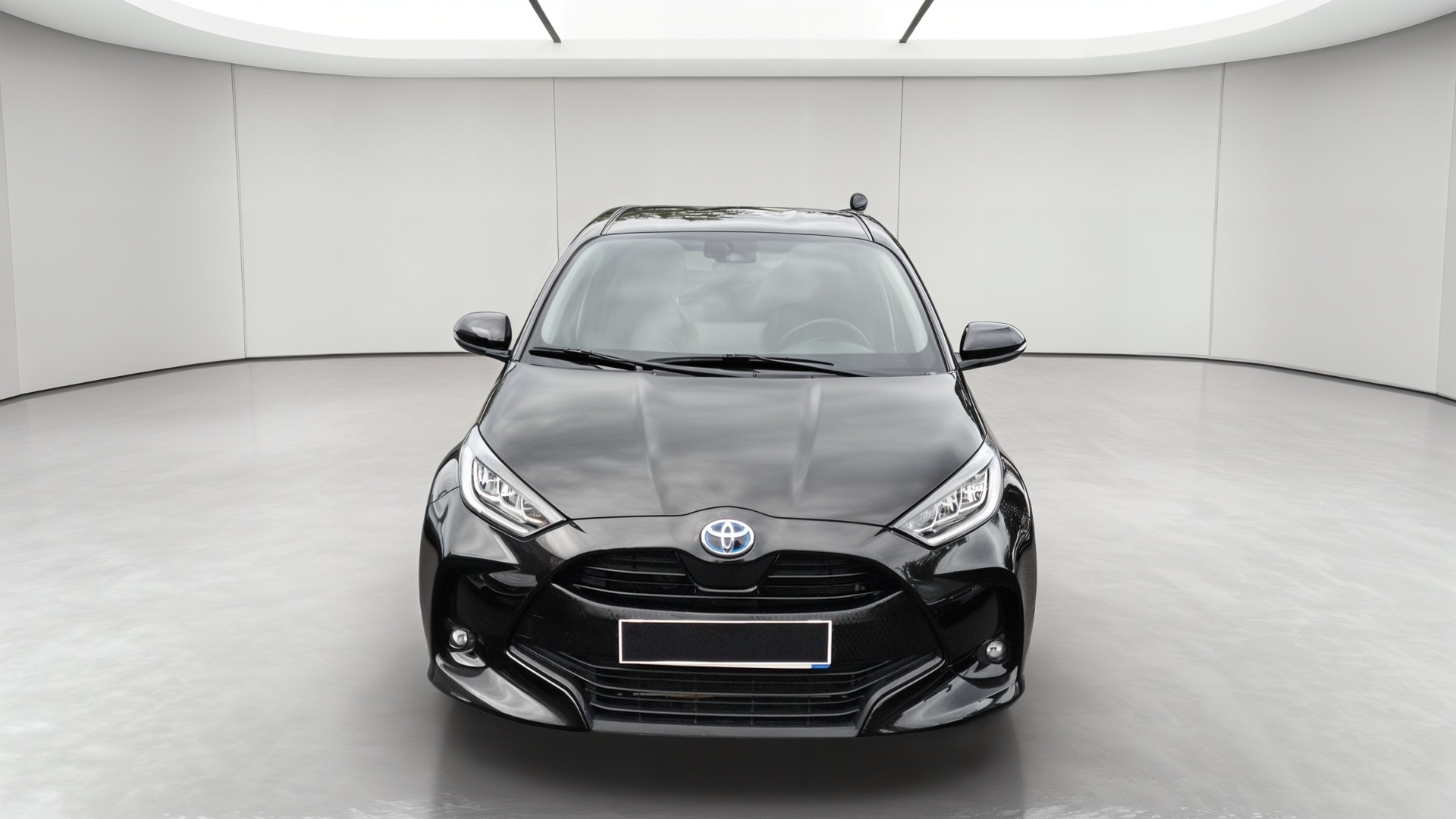TOYOTA YARIS 116H DESIGN