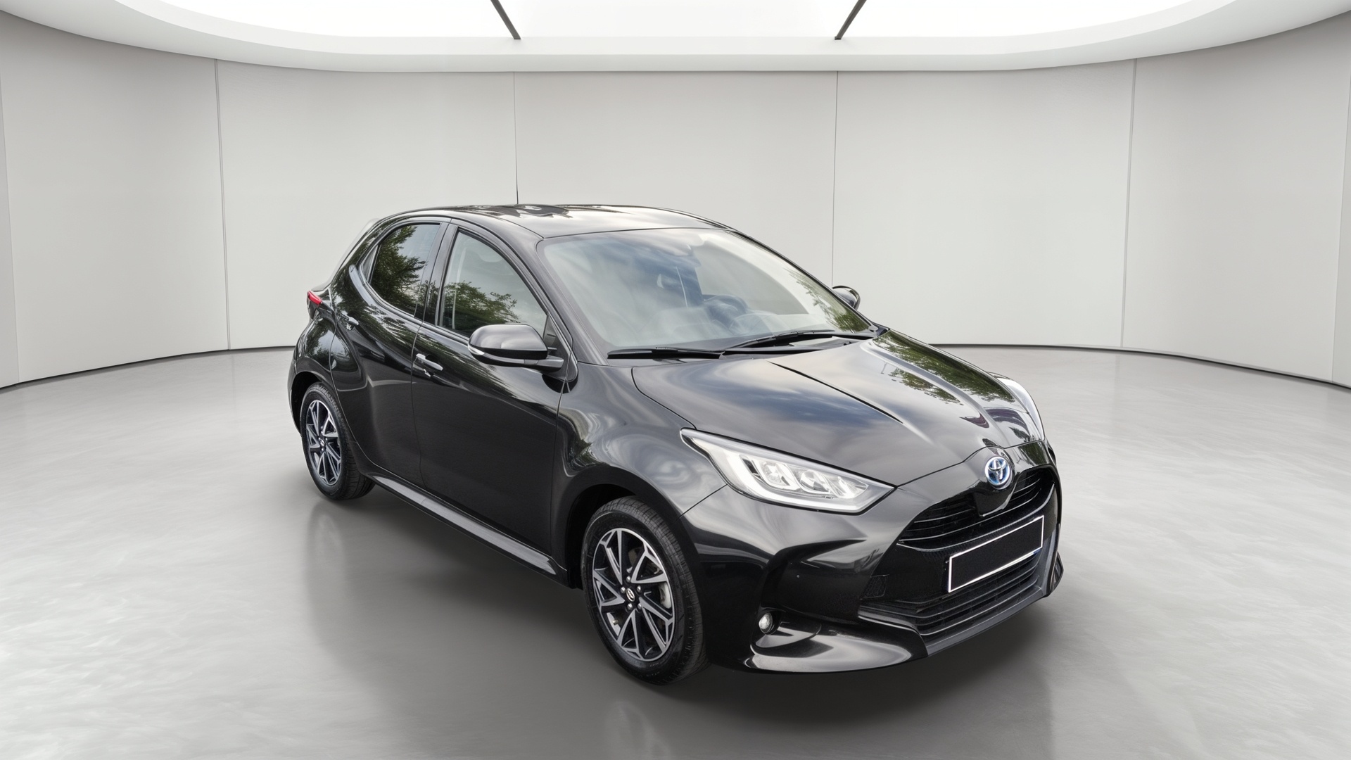TOYOTA YARIS 116H DESIGN