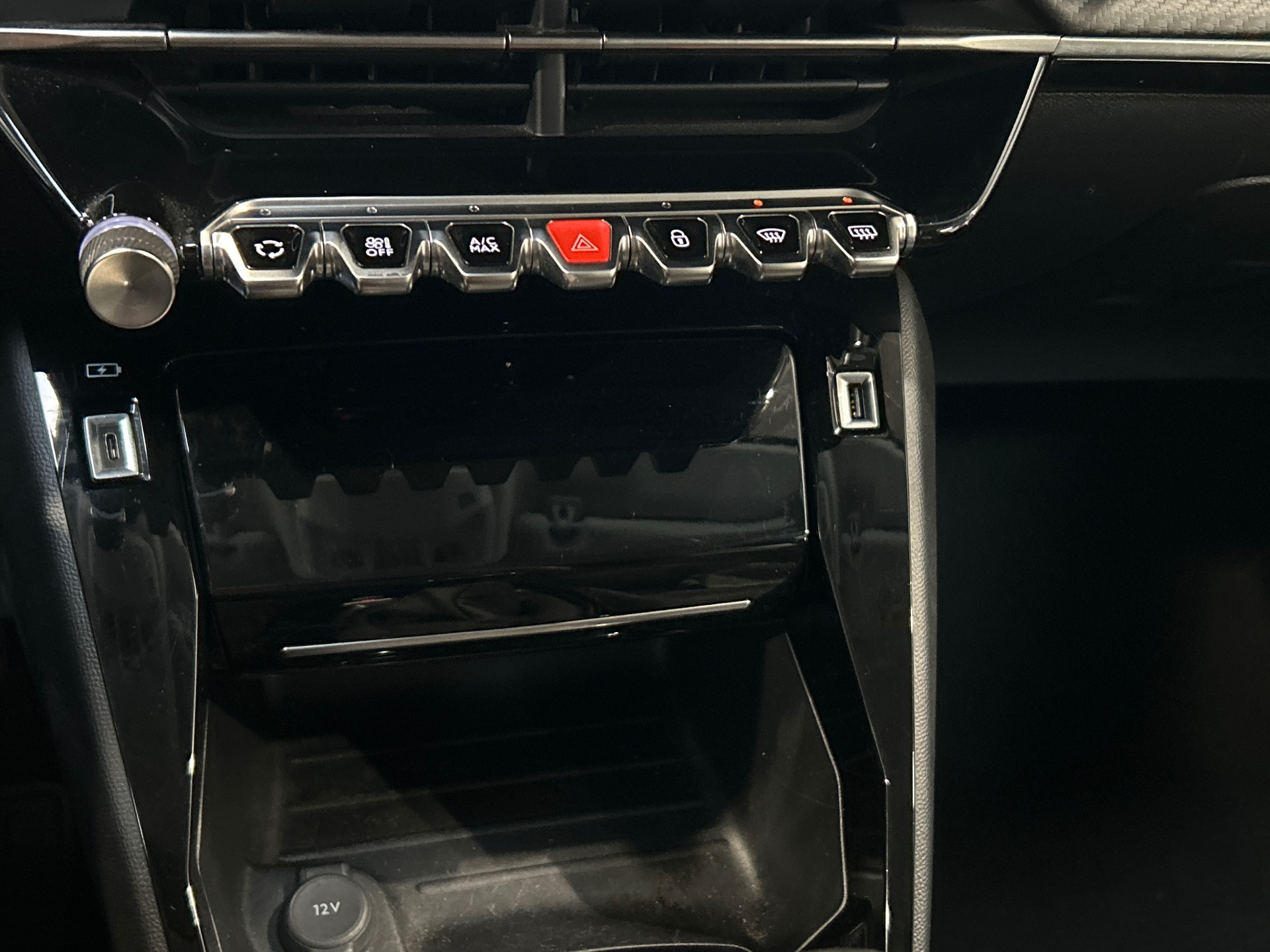 PEUGEOT 208 ALL PT100 BVM