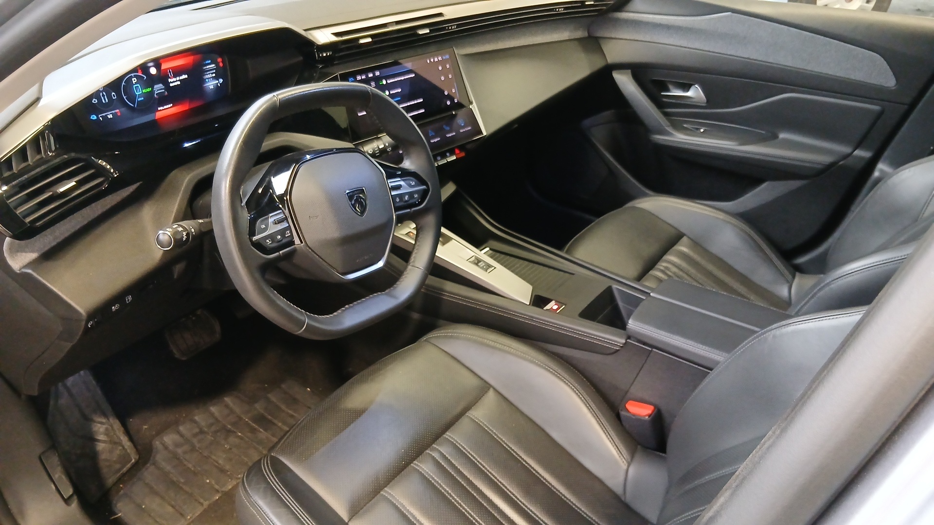 PEUGEOT 308 ALLURE PACK HYBRID 180 E-EAT8