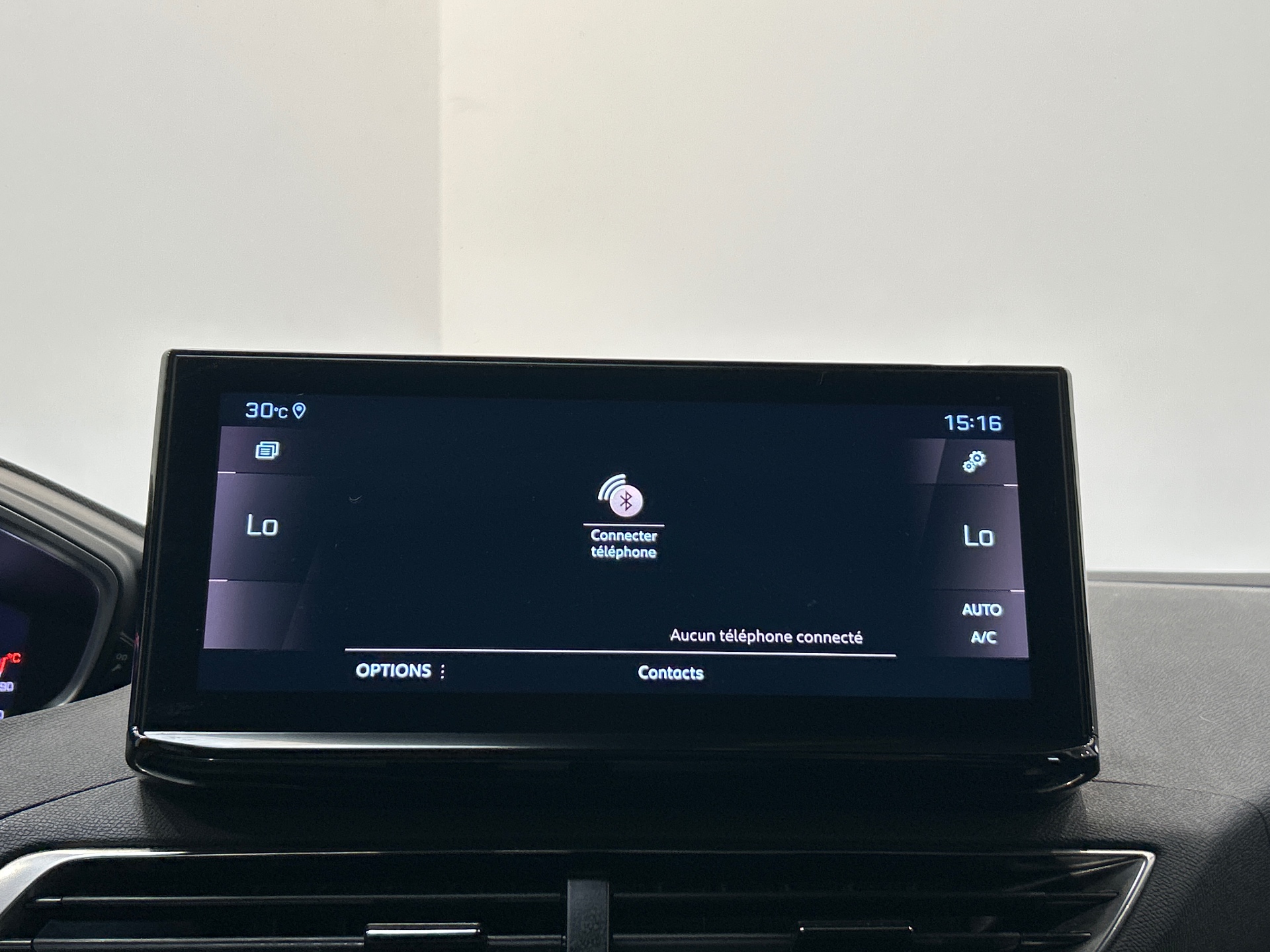 PEUGEOT 3008 Hybrid 136 e-DCS6 GT