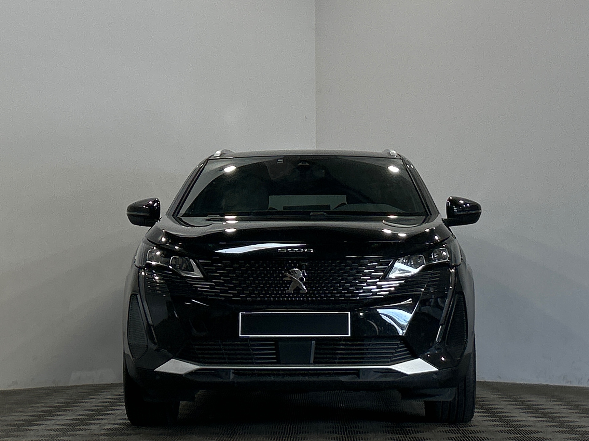 PEUGEOT 5008 Hybrid 136 e-DCS6 GT