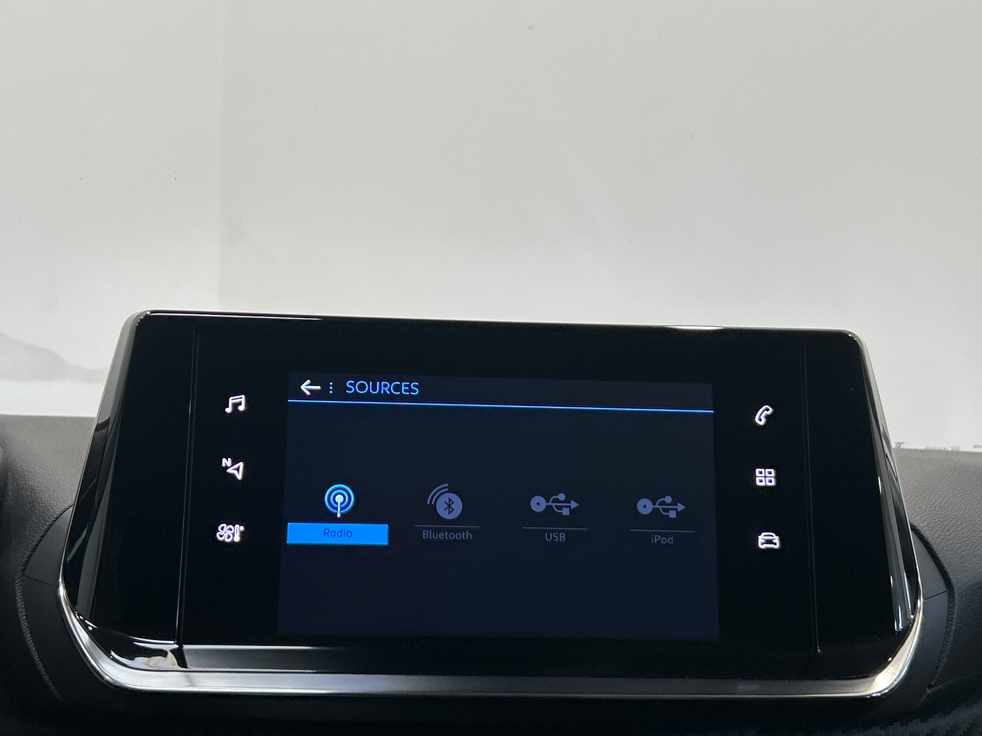 PEUGEOT 208 STYLE PURETECH 75 S&S BVM5