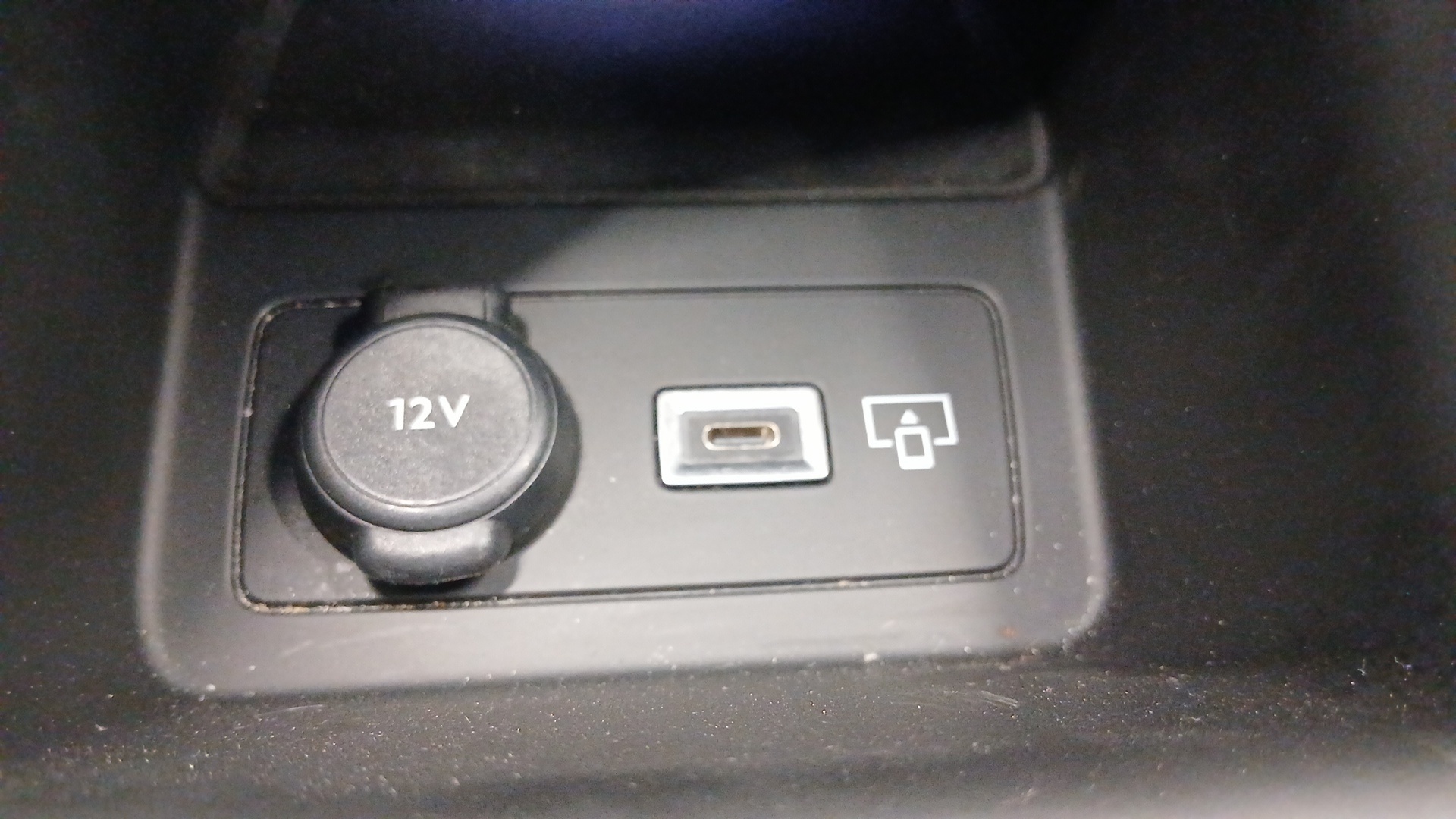 PEUGEOT 308 ALLURE PACK HYBRID 180 E-EAT8