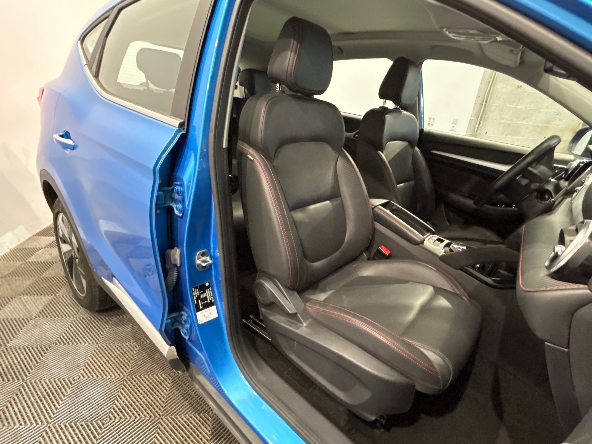 MG ZS ELECTRIQUE LUX iSmart 51