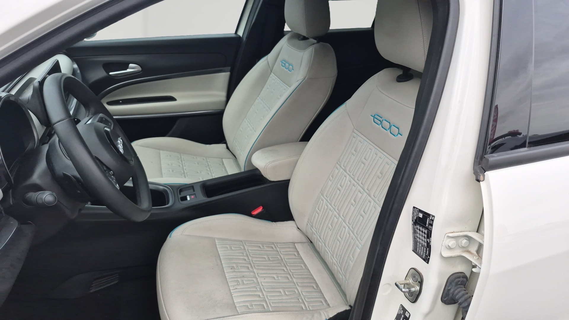 FIAT 600 T-Gen 3 1.2 Hybrid Turbo 110ch eDCT6 La Prima