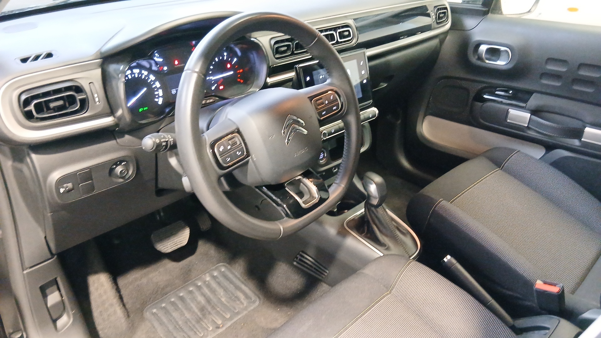 CITROEN C3 PURETECH 110 S&S EAT6 MAX