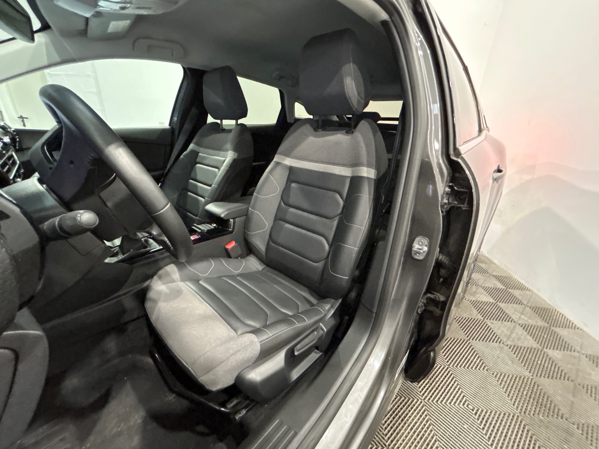CITROEN C4 PureTech 130 BVM6 Max
