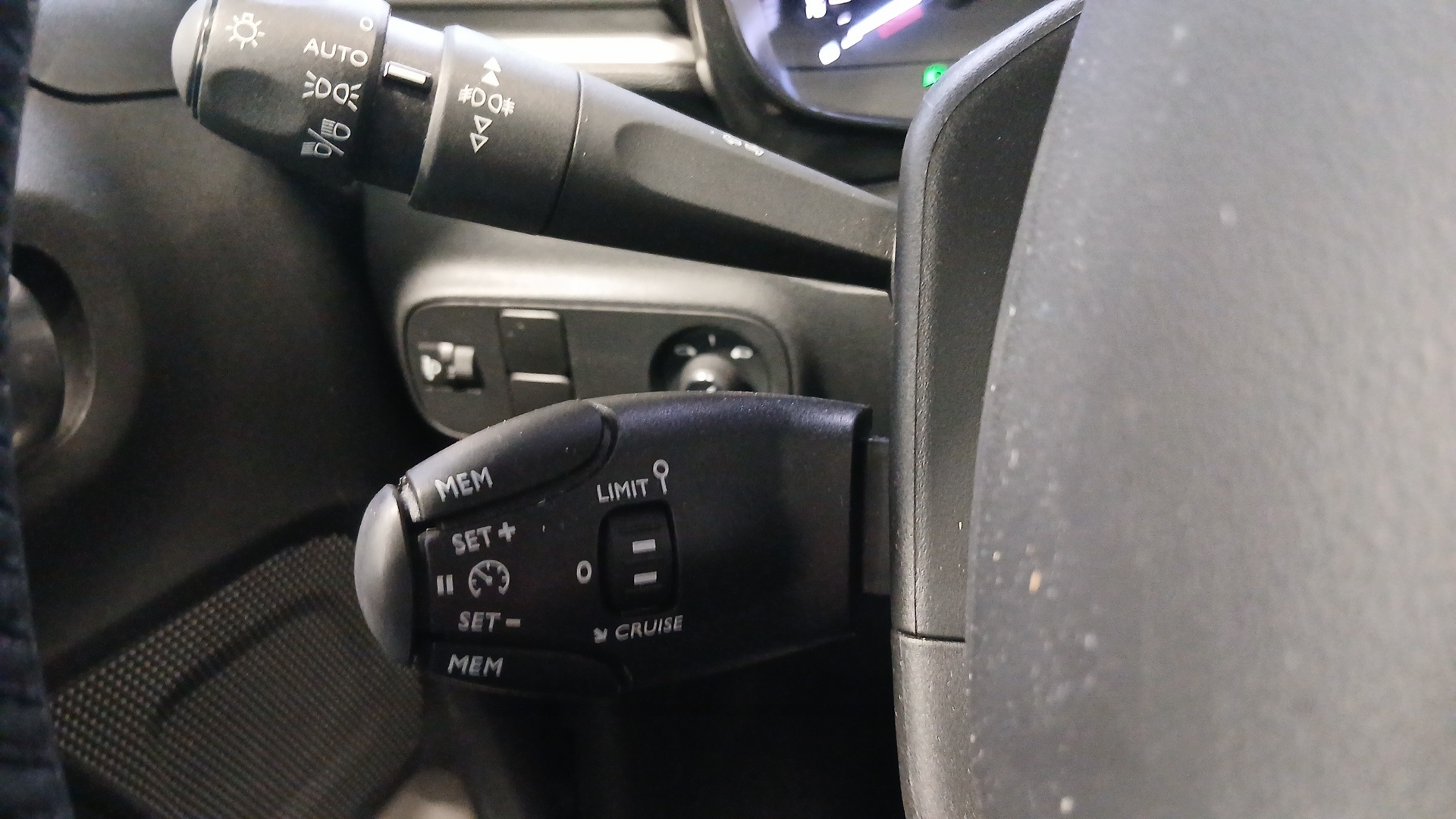 CITROEN C3 PURETECH 110 S&S EAT6 MAX