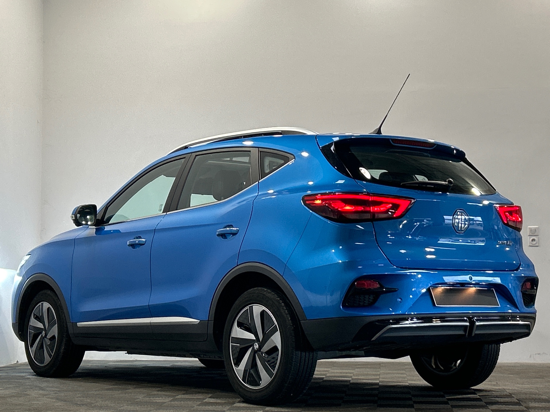 MG ZS ELECTRIQUE LUX iSmart 51