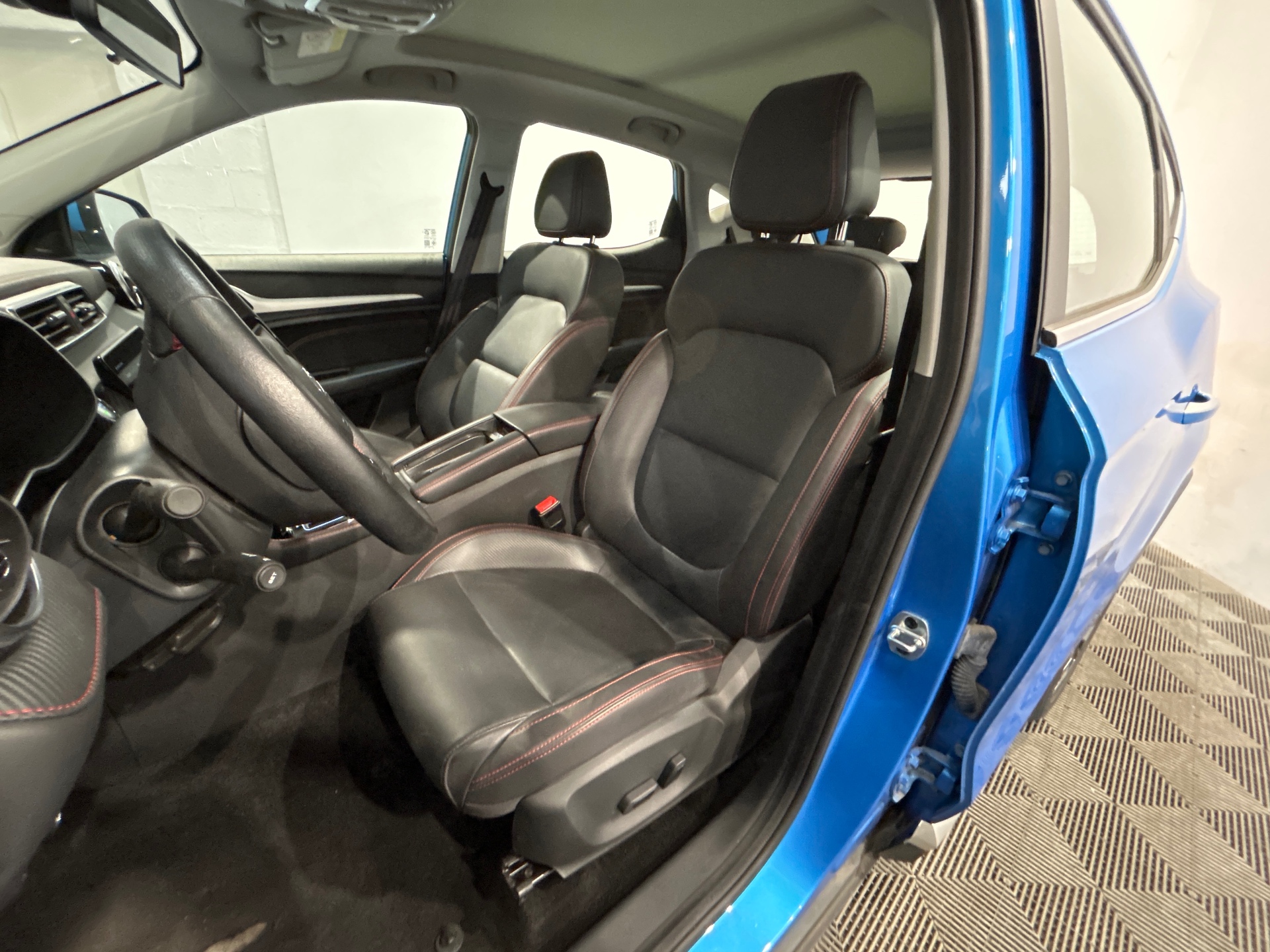 MG ZS ELECTRIQUE LUX iSmart 51