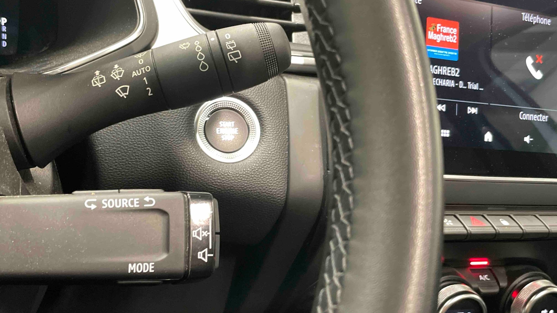 RENAULT CAPTUR techno mild hybrid 160 EDC