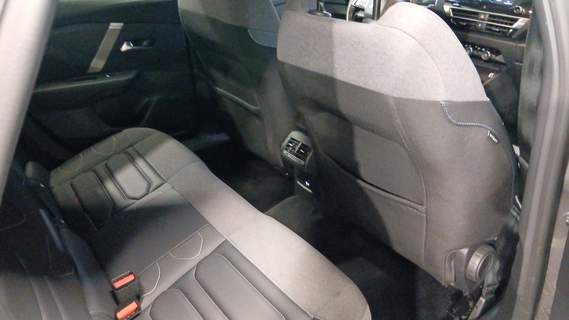 CITROEN C4 BHDI 130 S&S EAT8 MAX