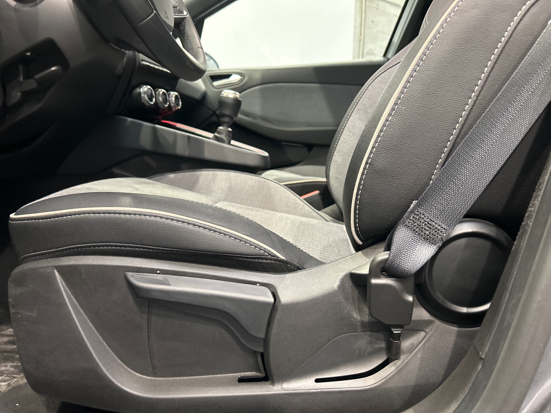 RENAULT CLIO V techno TCe 90 phase 2