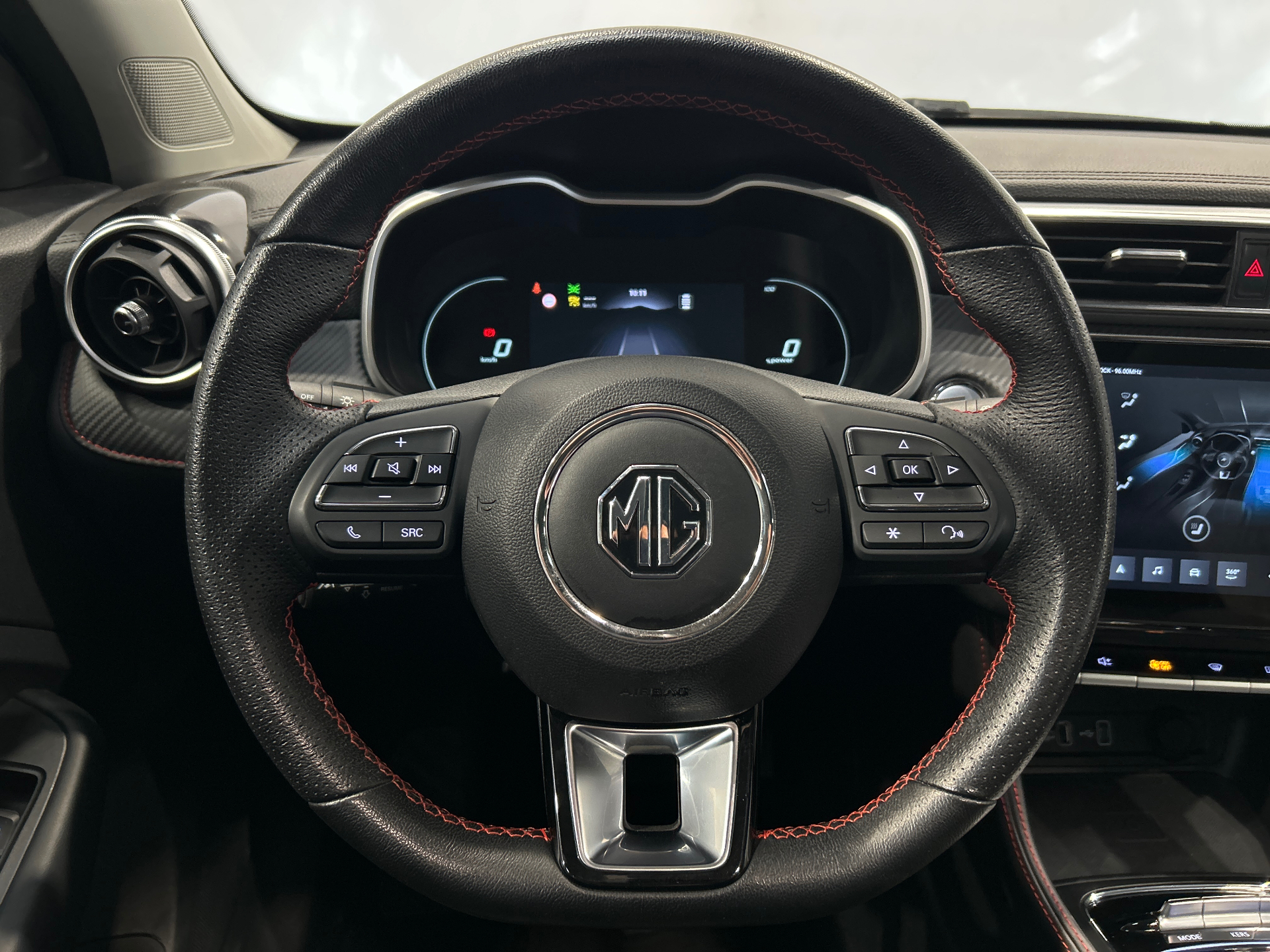 MG ZS ELECTRIQUE LUX iSmart 51