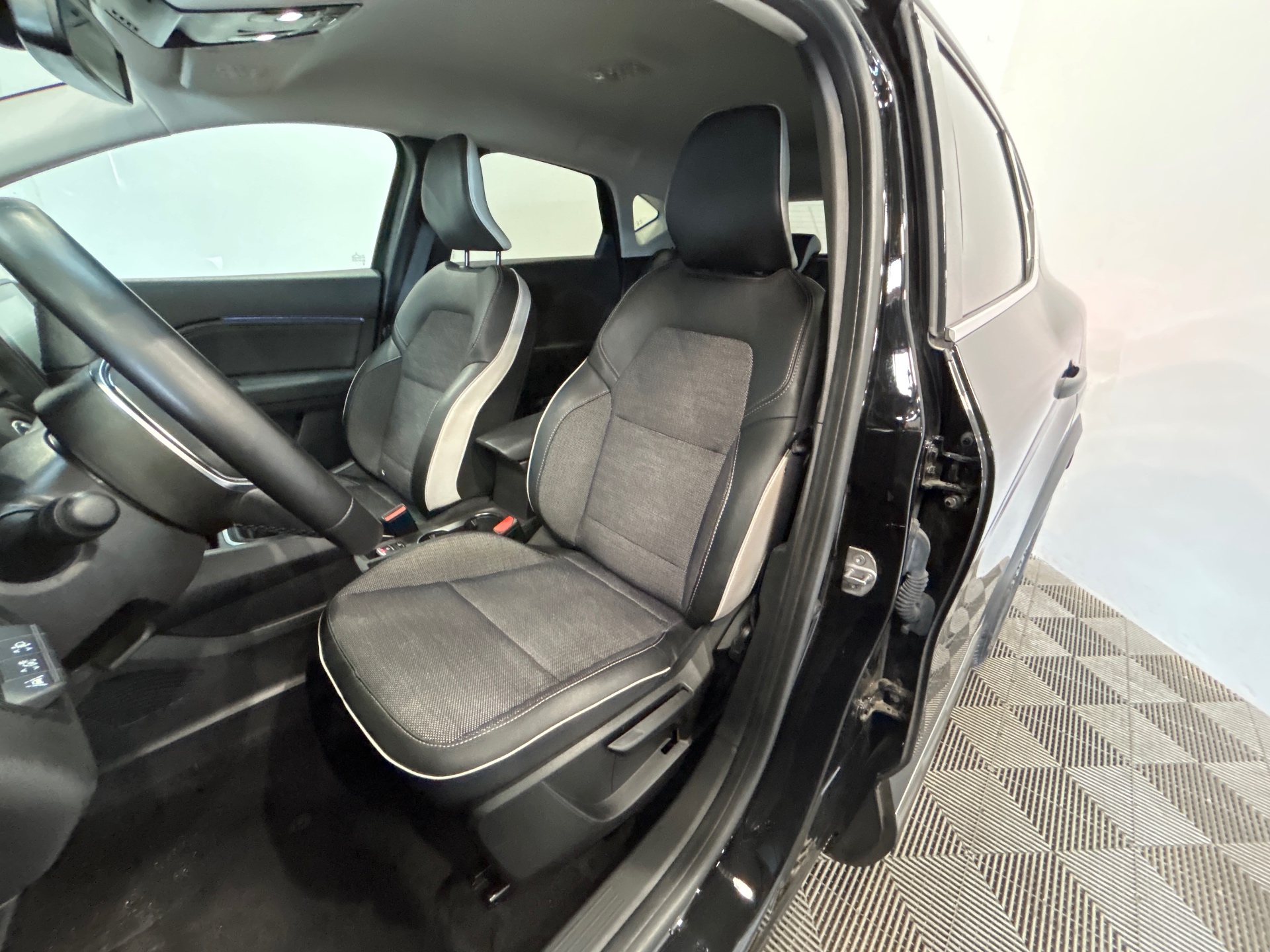 RENAULT CAPTUR techno TCe 90