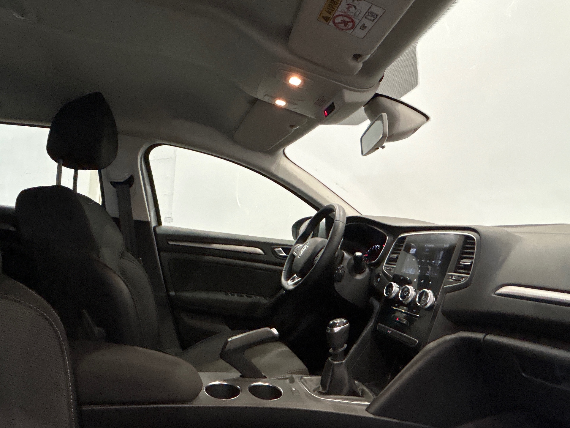 RENAULT MEGANE IV BERLINE evolution TCe 140