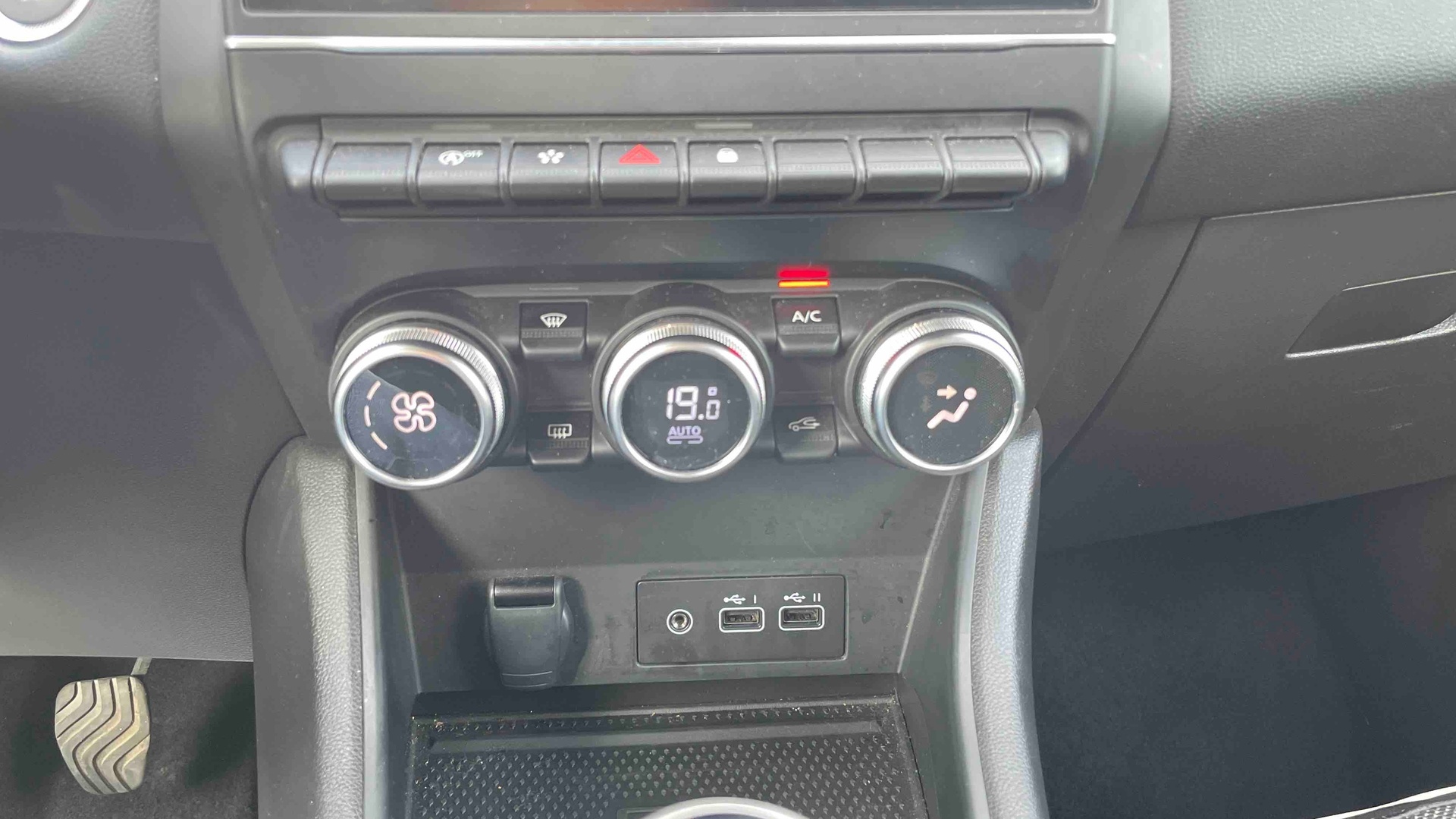 RENAULT CAPTUR TCe 90 Techno
