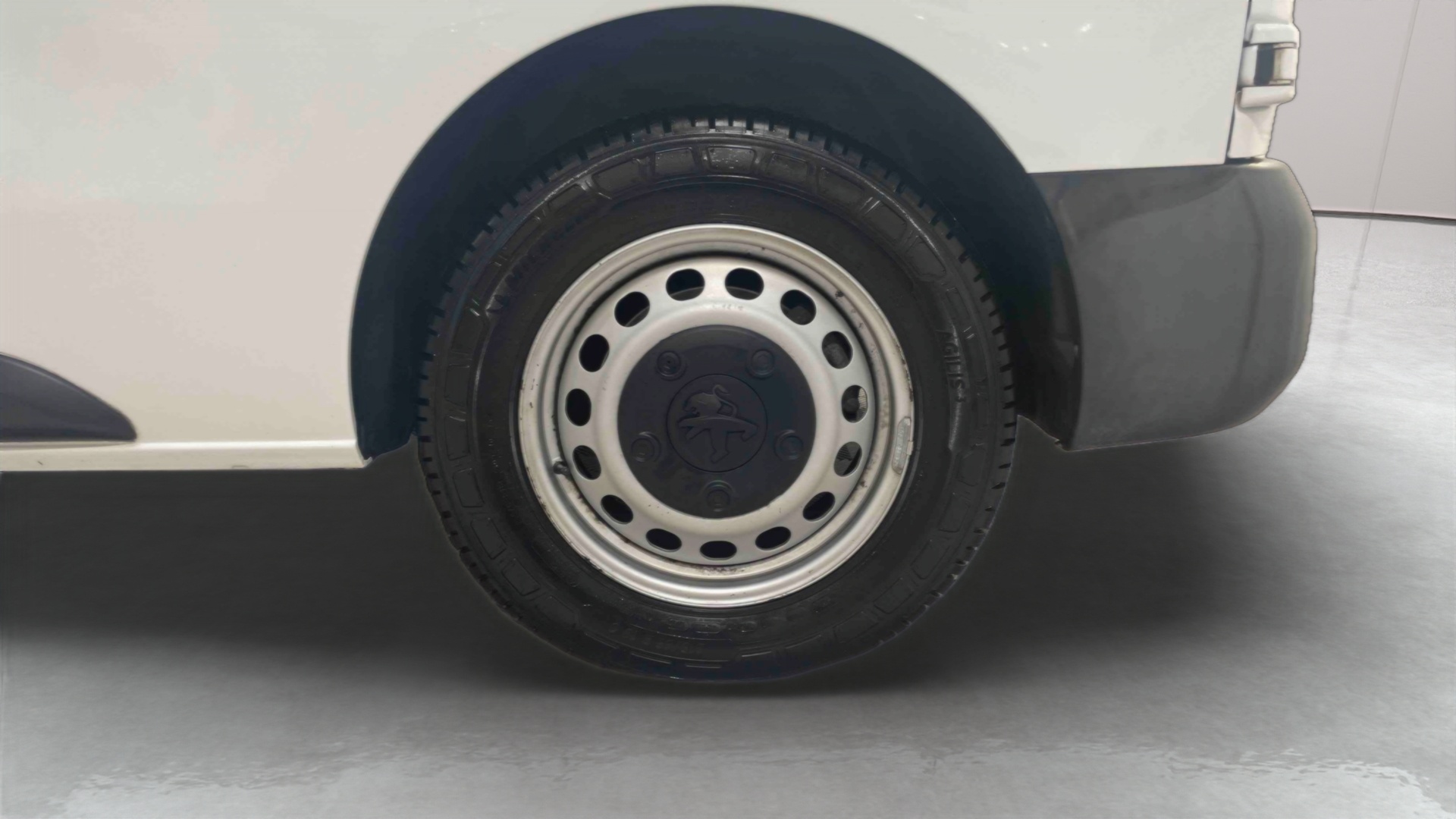 PEUGEOT EXPERT FOURGON FGN TOLE STANDARD 1.5 BLUEHDI 120 S&S BVM6 PREMIUM