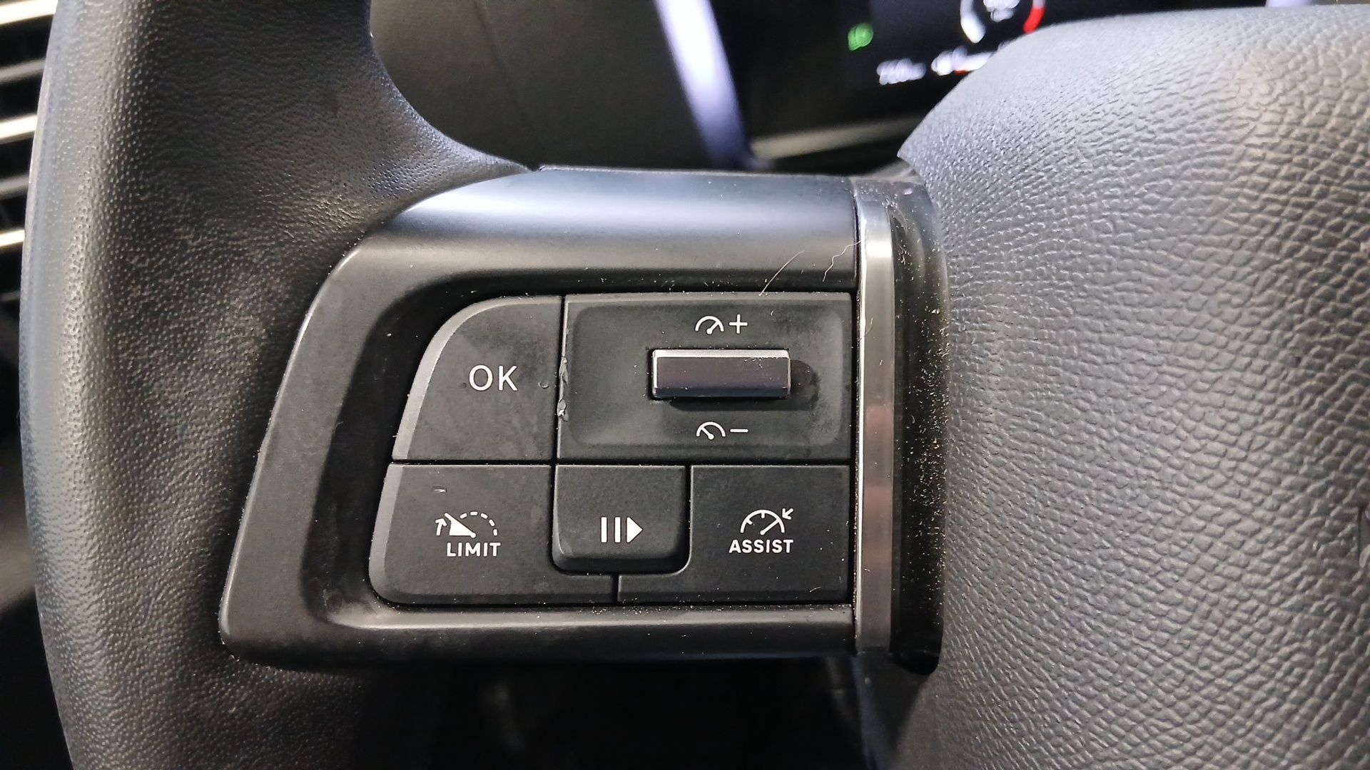 CITROEN C4 PURETECH 130CH.BVM PLUS