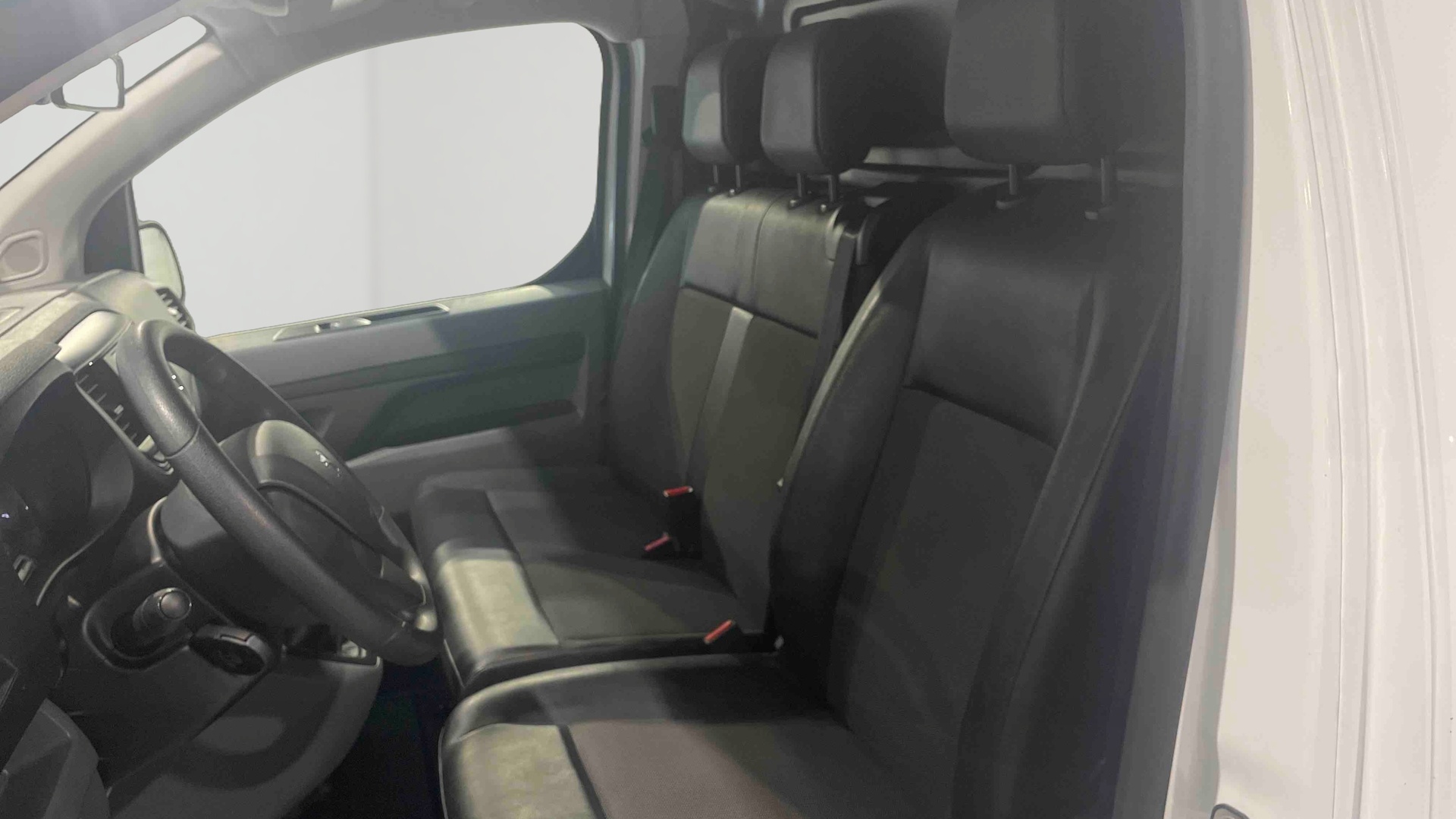 PEUGEOT EXPERT FOURGON FGN TOLE STANDARD 1.5 BLUEHDI 120 S&S BVM6 PREMIUM