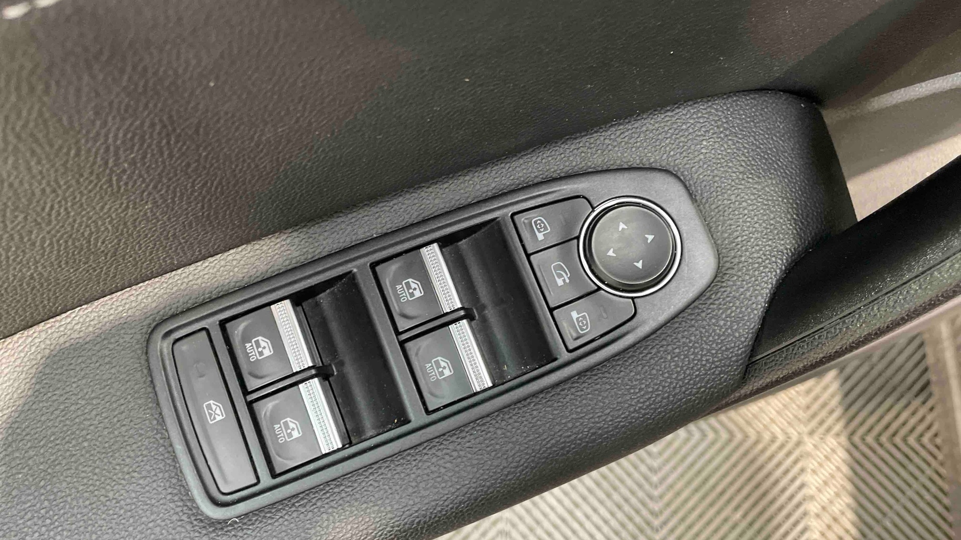 RENAULT CAPTUR TCe 90 Techno