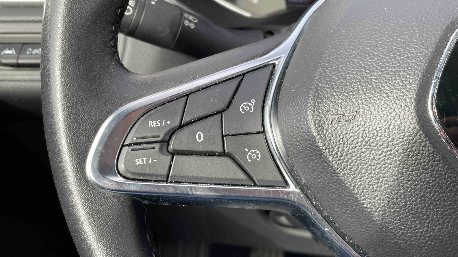 RENAULT CAPTUR TCe 90 Techno