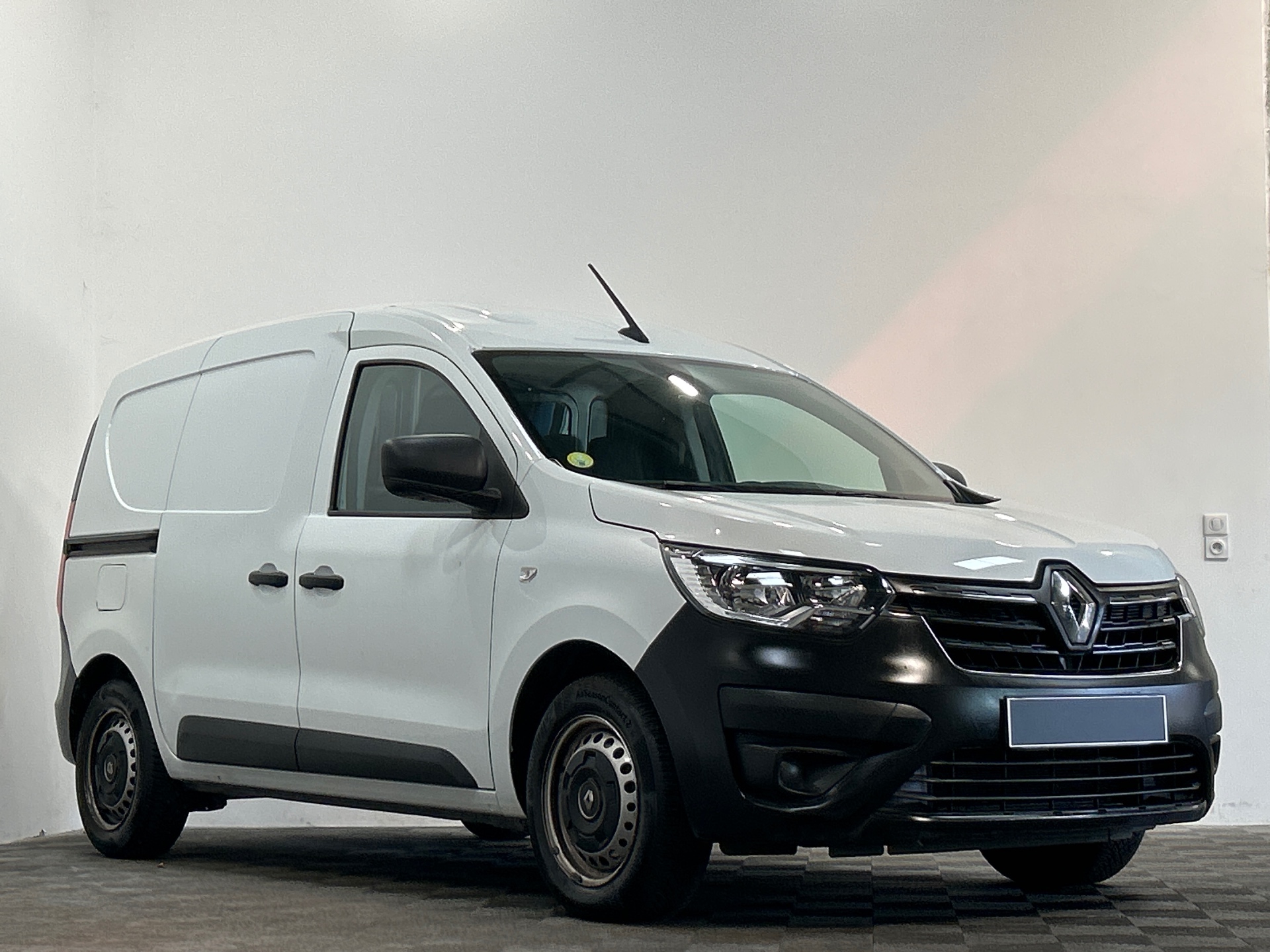 RENAULT EXPRESS VAN BLUE DCI 95 - 22 CONFORT