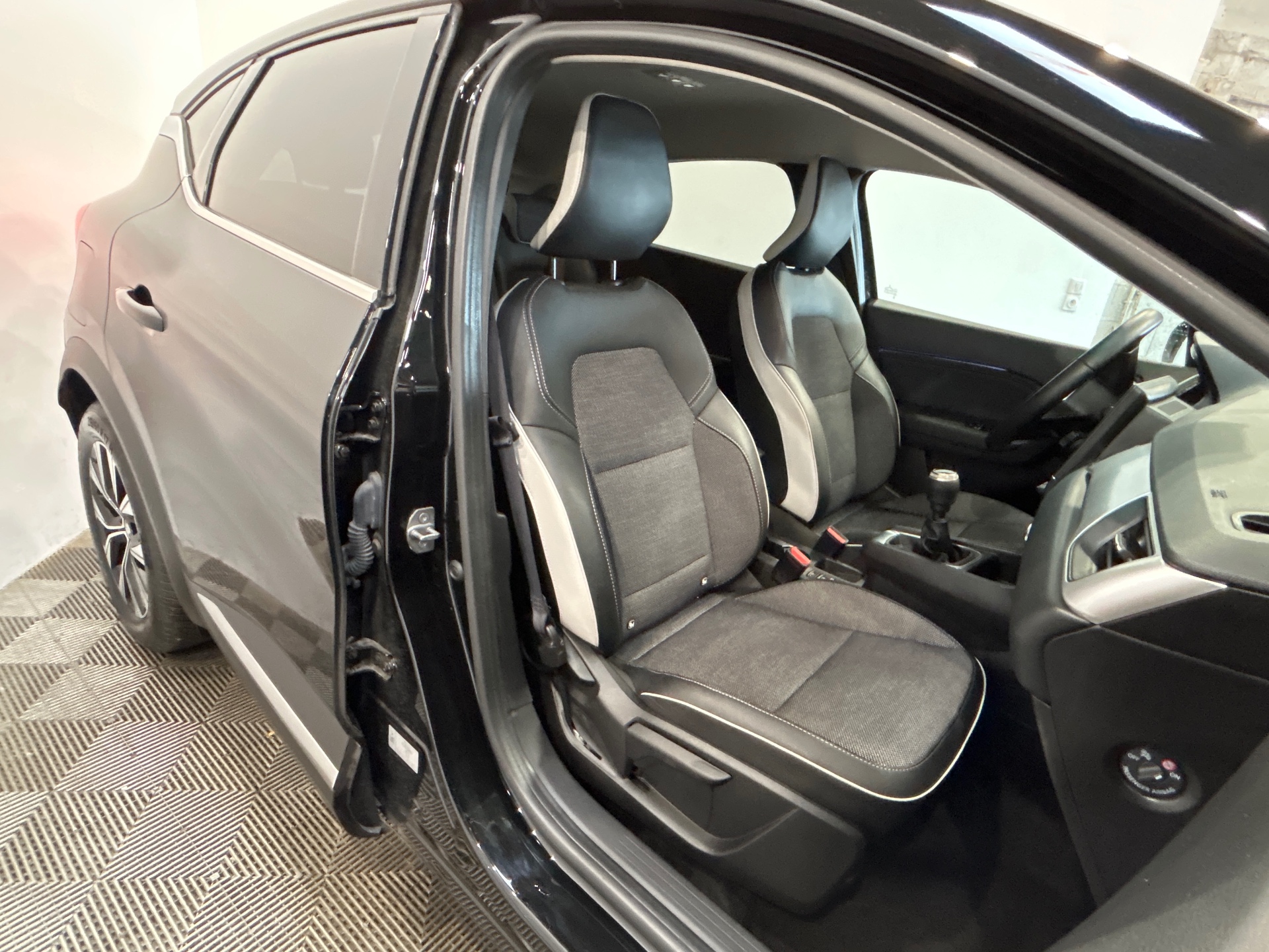 RENAULT CAPTUR techno TCe 90