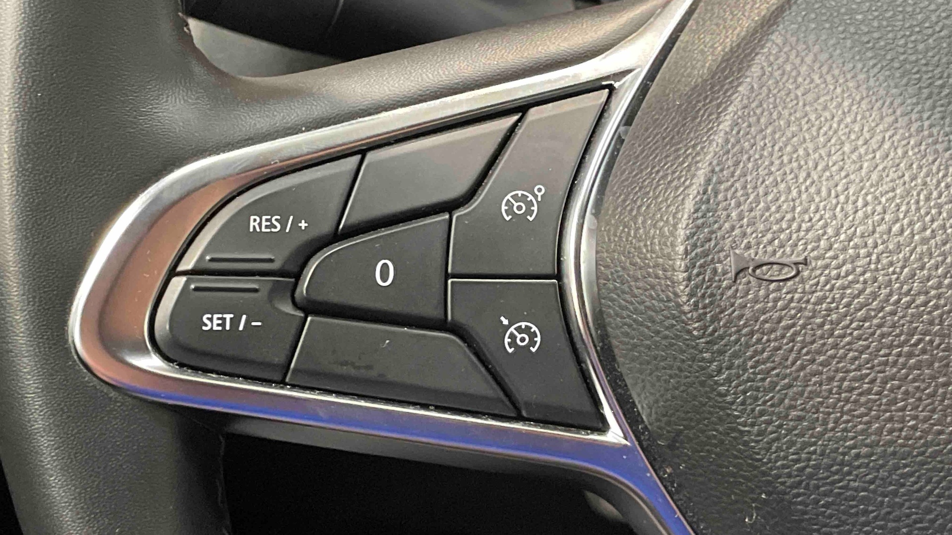 RENAULT CAPTUR TCe 90 Evolution - 5P