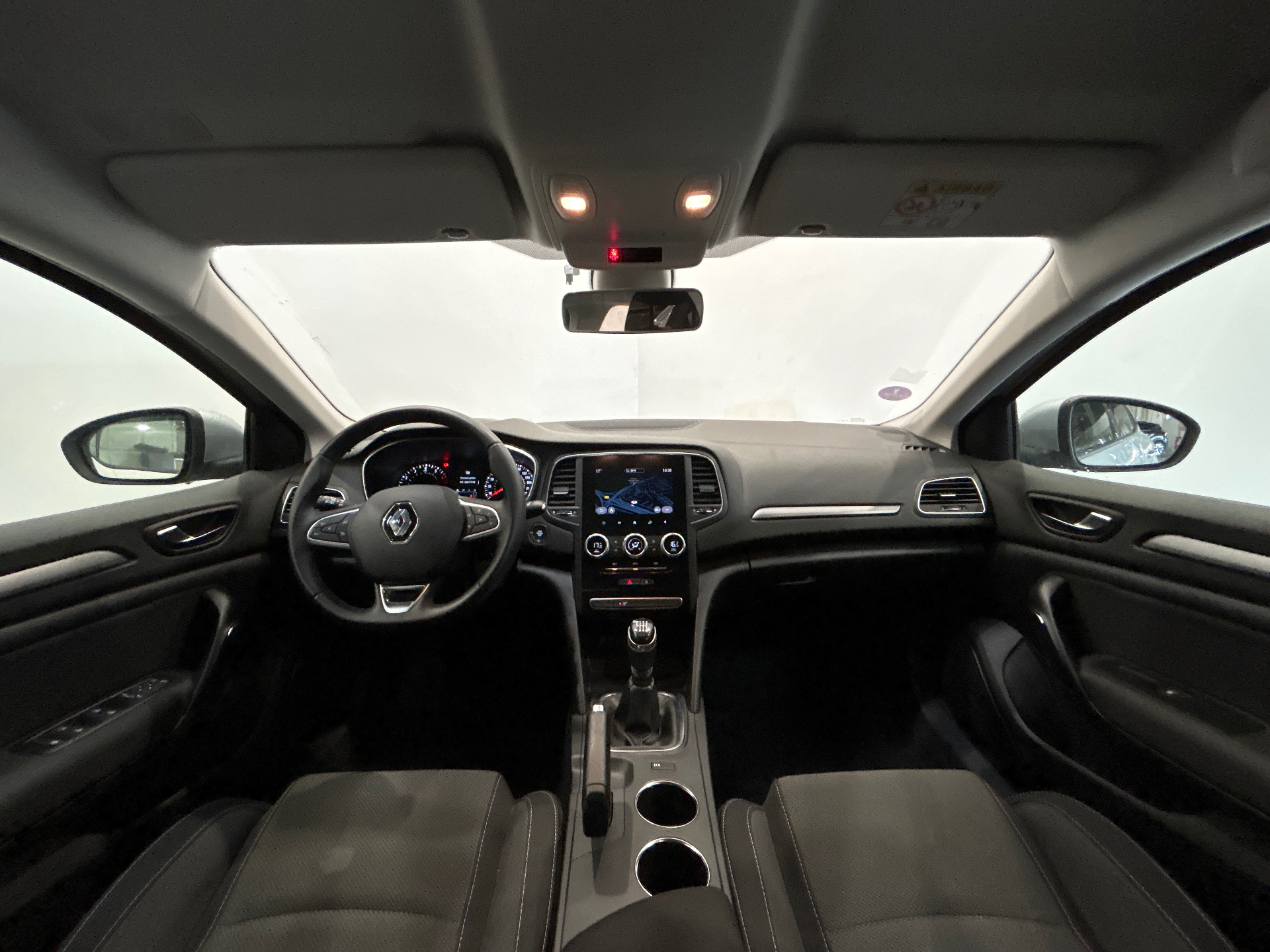 RENAULT MEGANE IV BERLINE evolution TCe 140