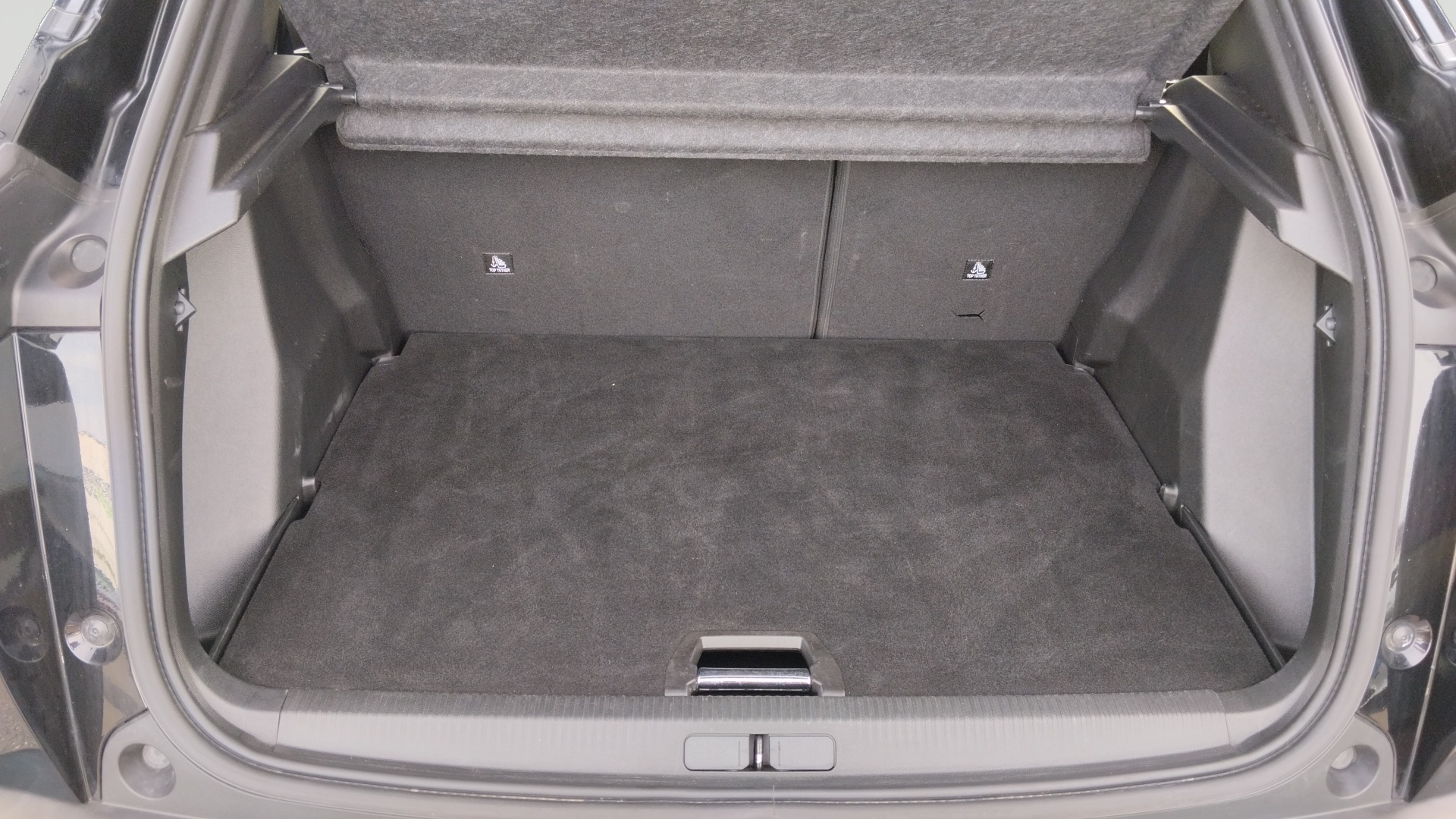 PEUGEOT 2008 ALLURE PURETECH 100 S&S BVM6