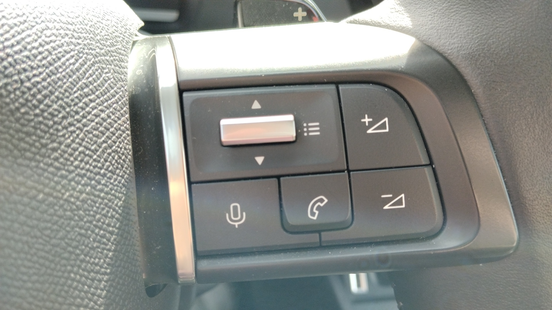 CITROEN C4 PURETECH 130CH EAT8 PLUS