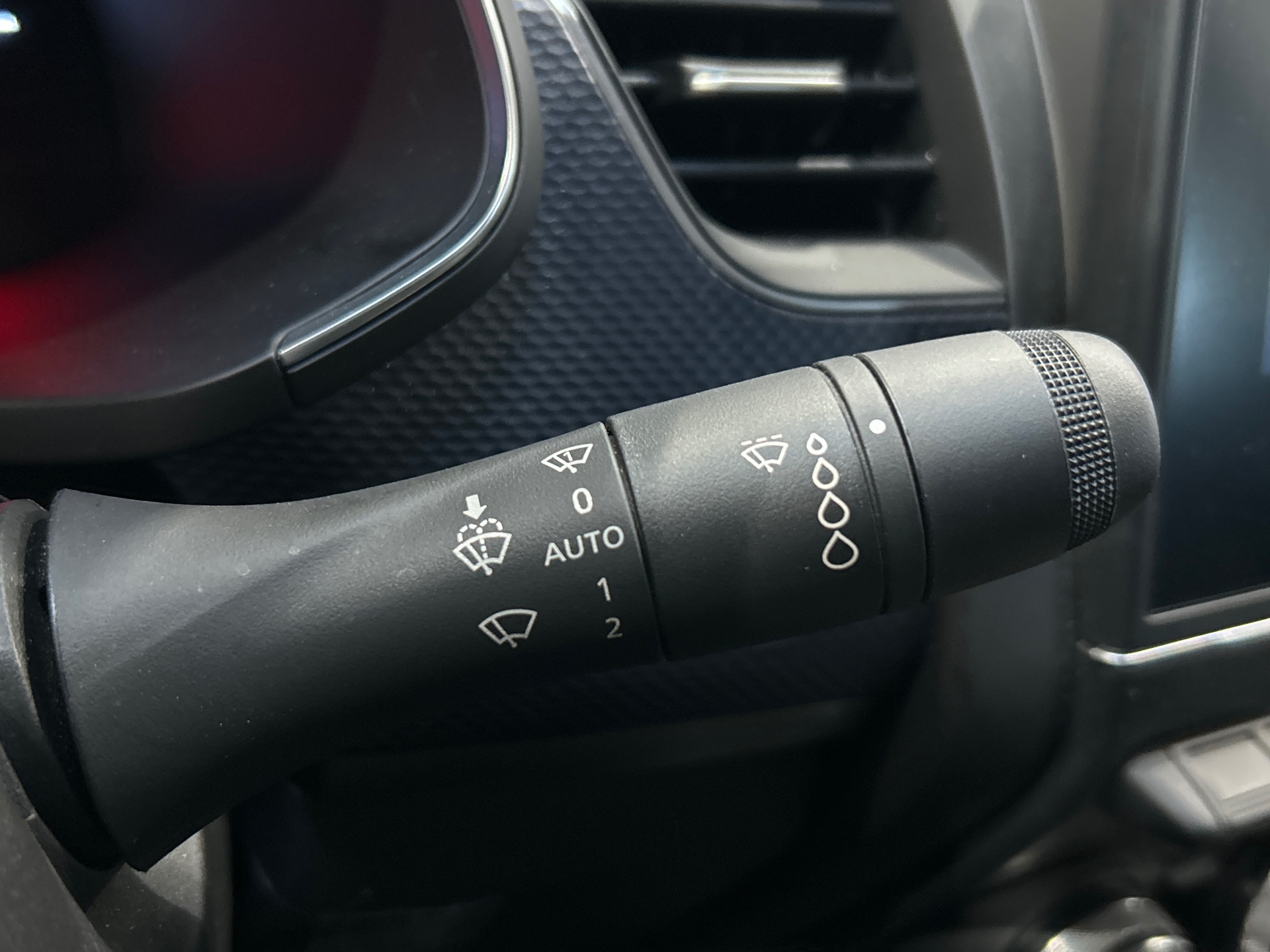 RENAULT ARKANA TCe 140 EDC - 23 Evolution