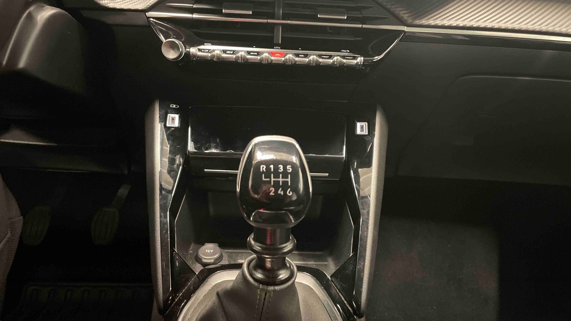 PEUGEOT 208 PureTech 100 S&S BVM6 Allure