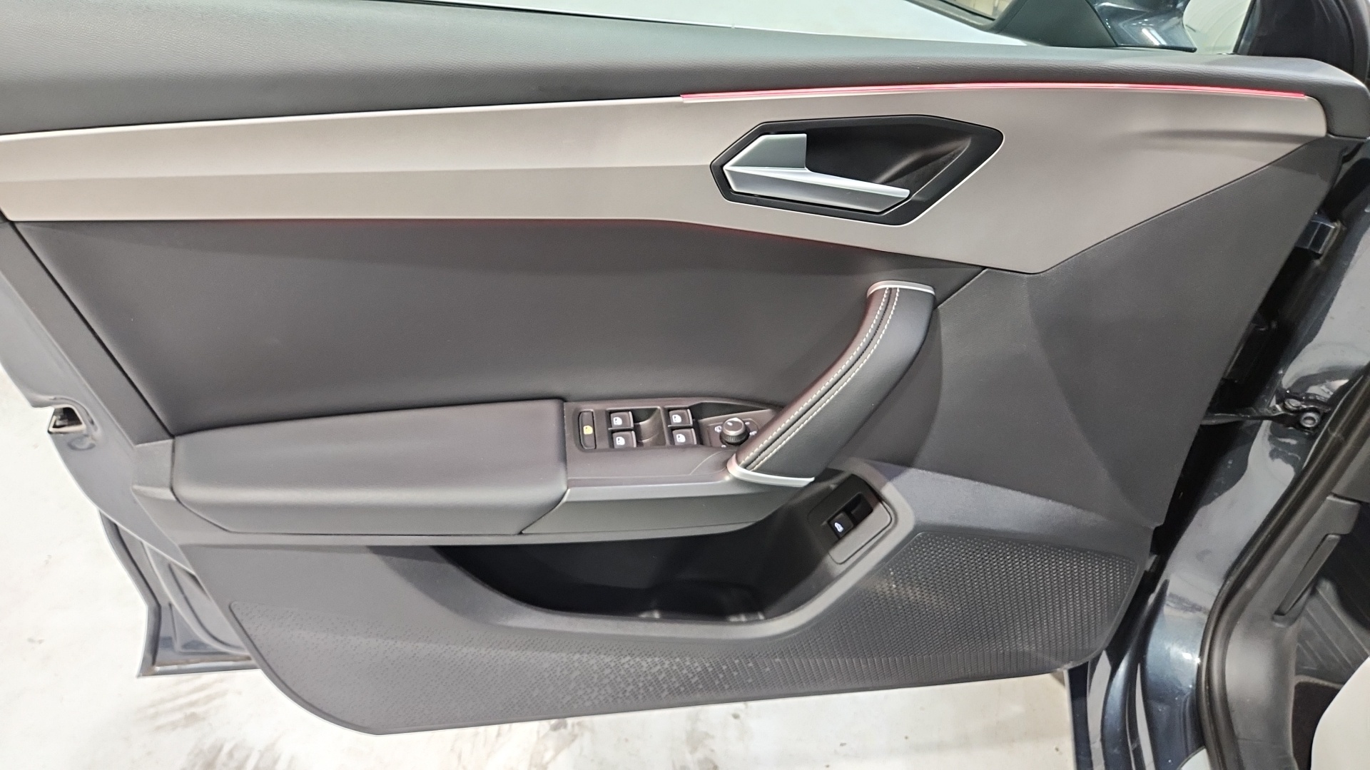 SEAT LEON SPORTSTOURER 1.5 eTSI 150 DSG7 Xcellence - 5P